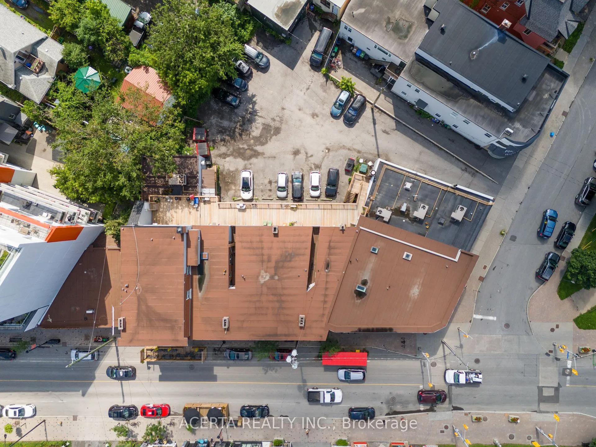 1008 WELLINGTON Street W
