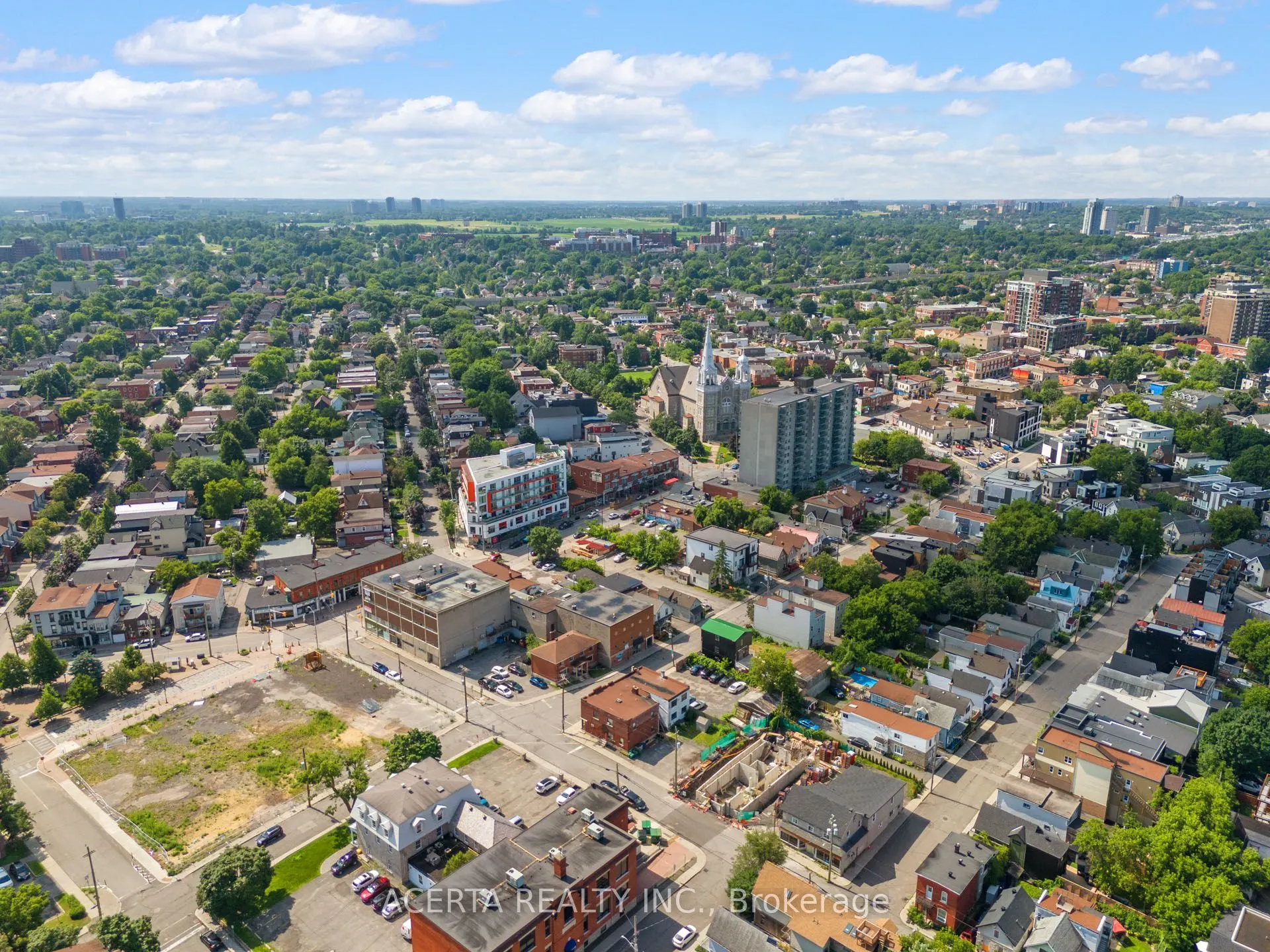 1008 WELLINGTON Street W