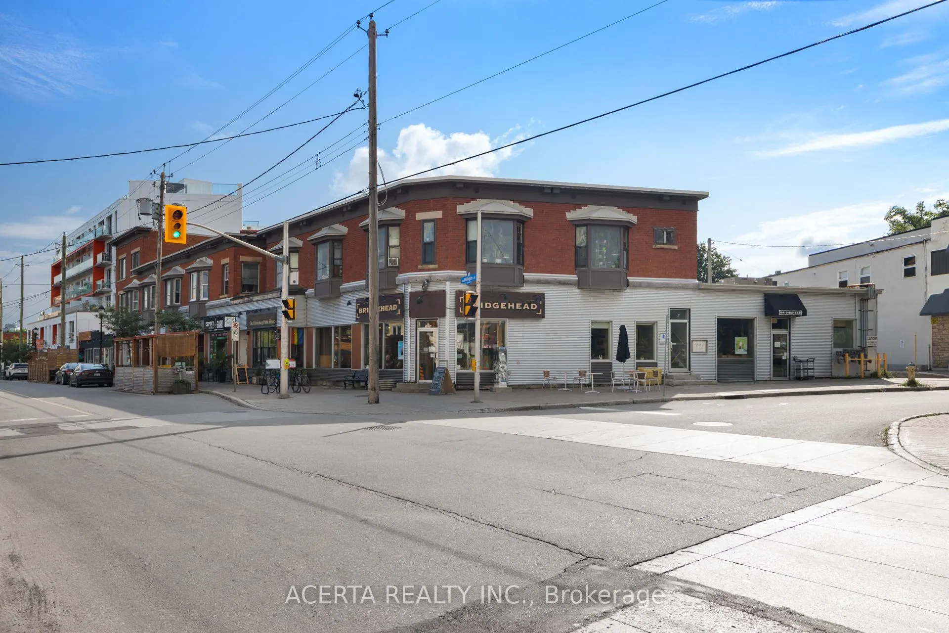 1008 WELLINGTON Street W