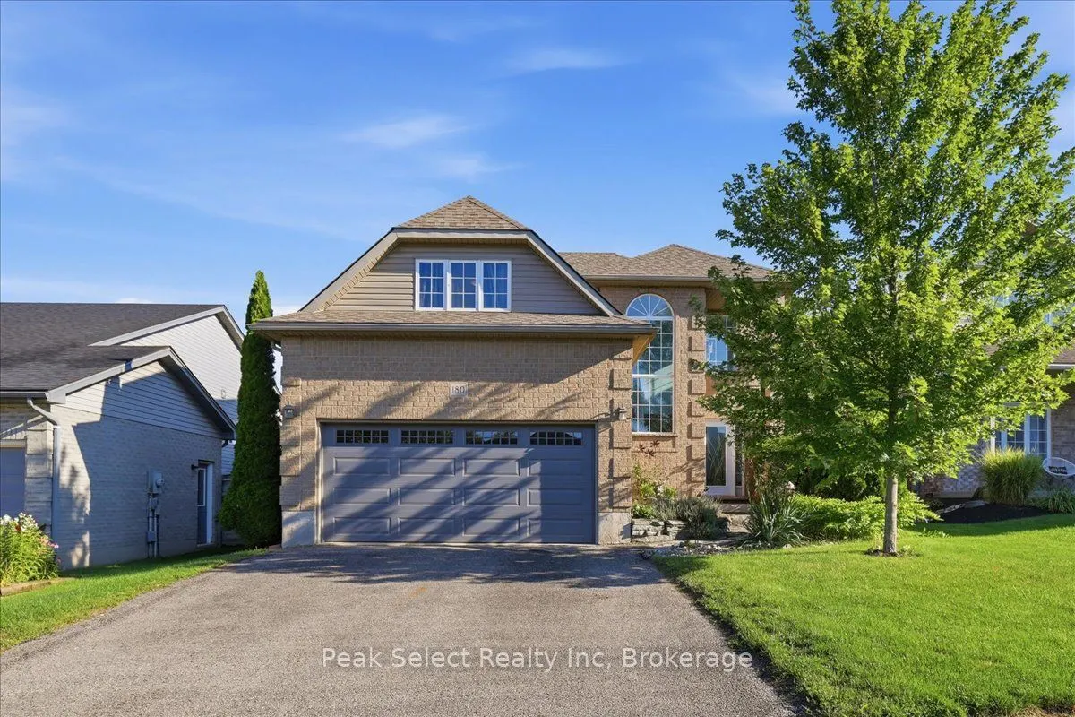 180 Ridgewood Crescent