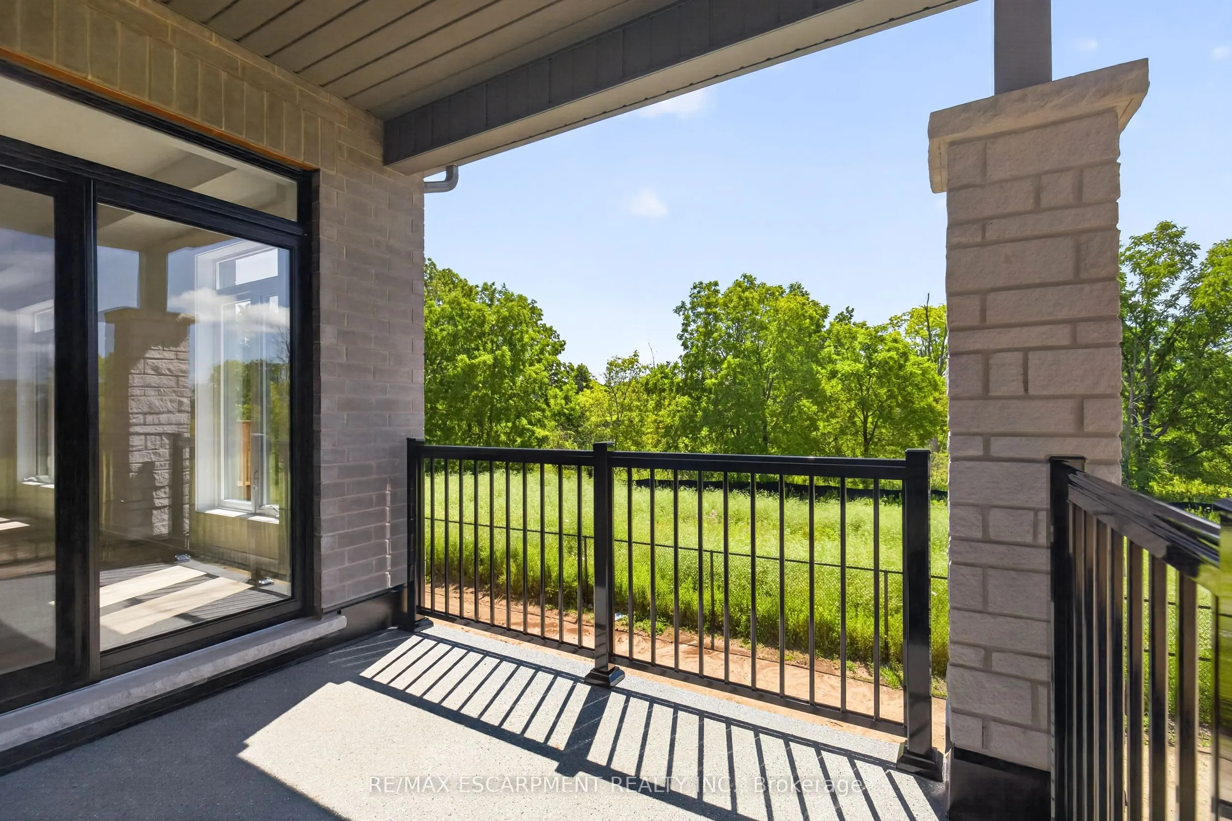 96 Valley Trail Place