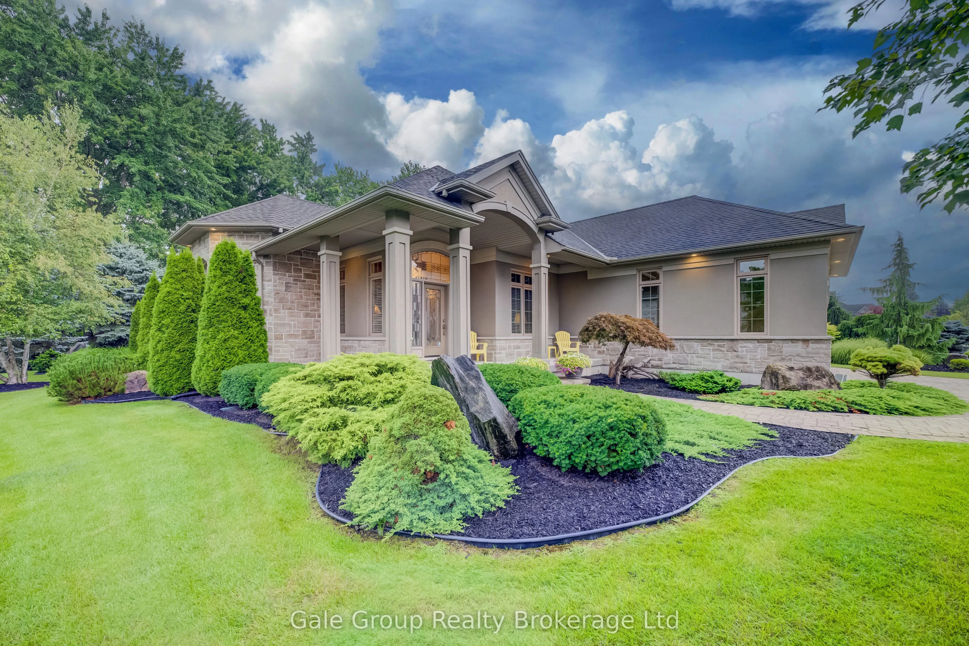 612 Lakeview Drive