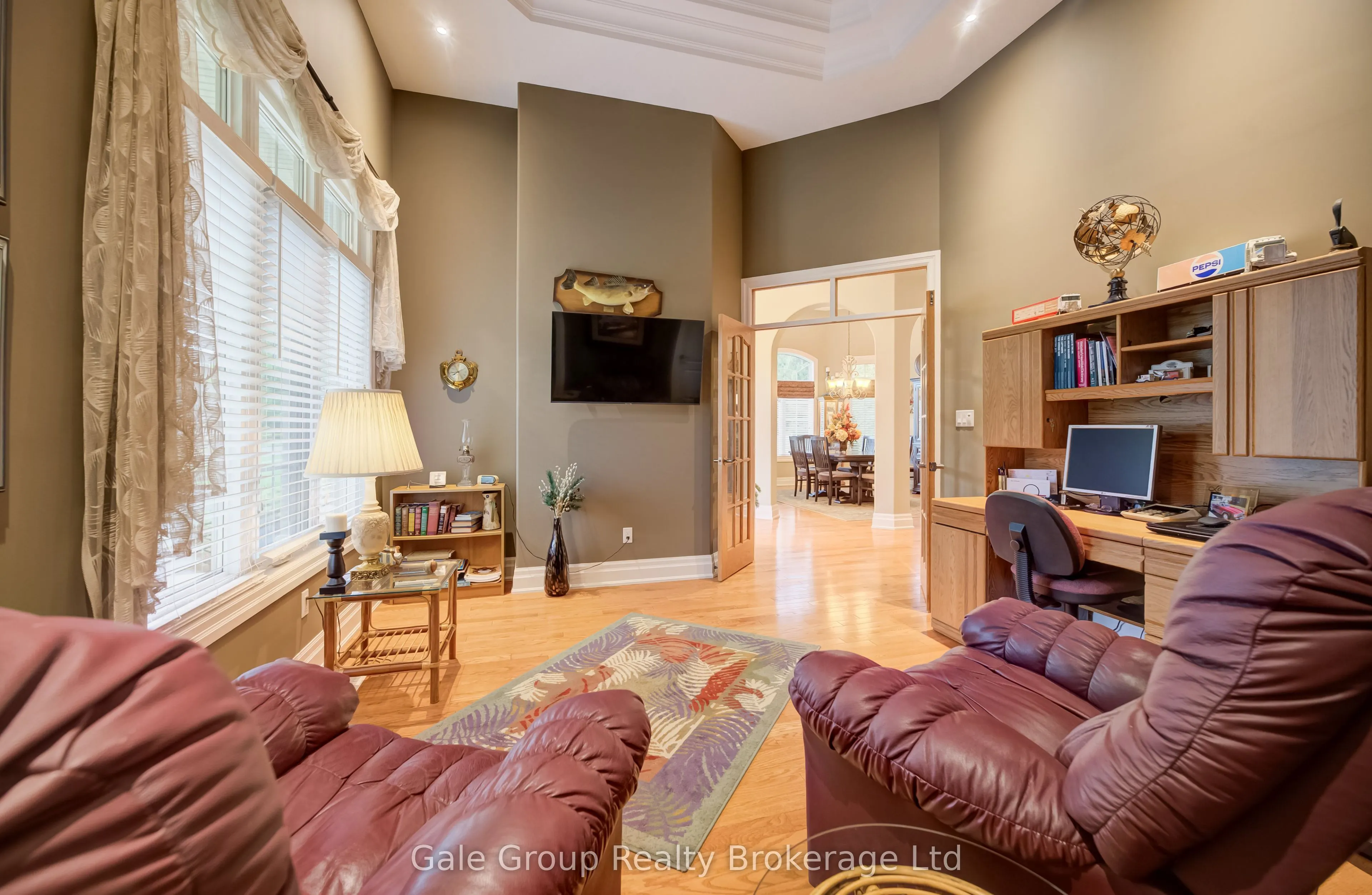 612 Lakeview Drive