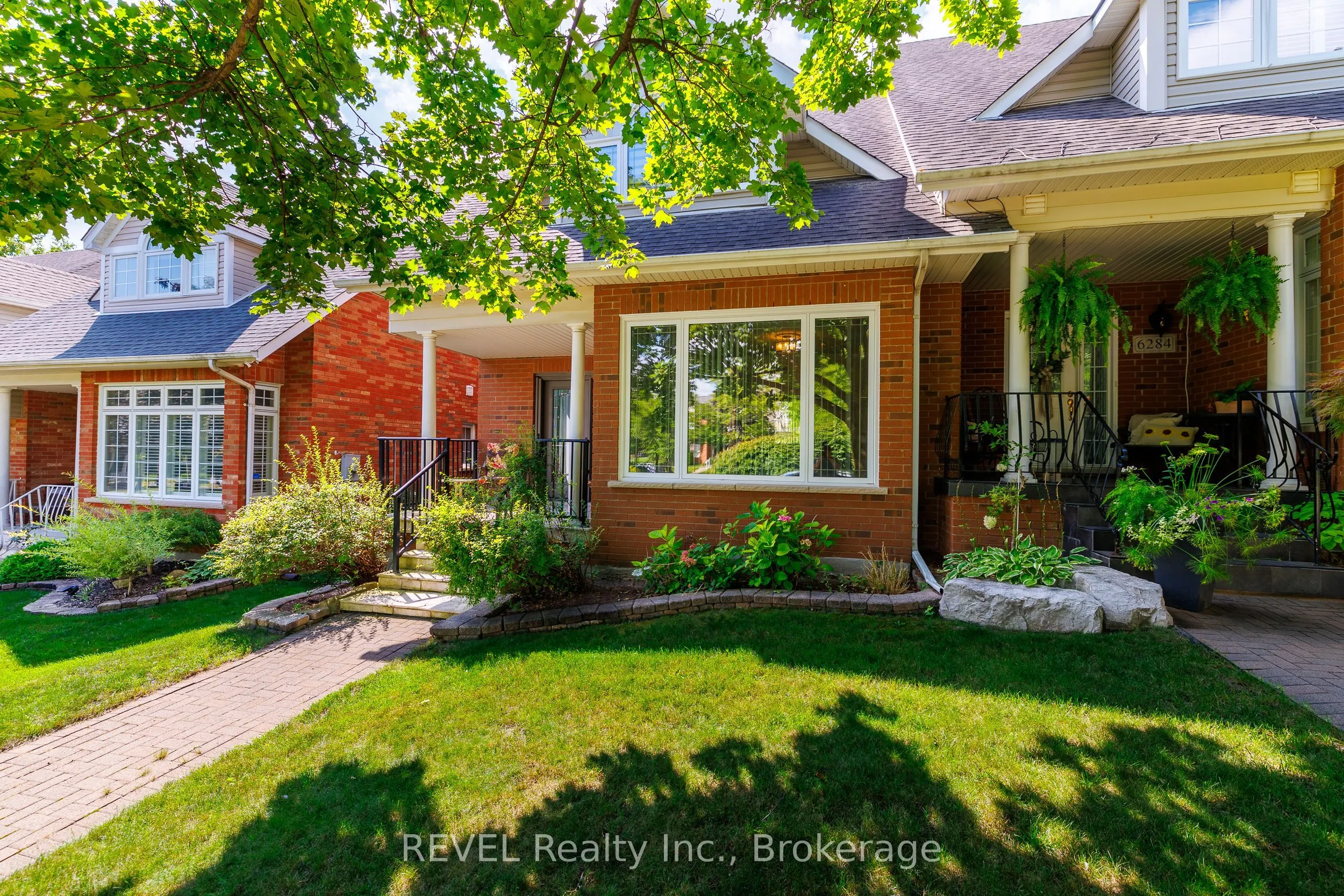 6280 Stonefield Park