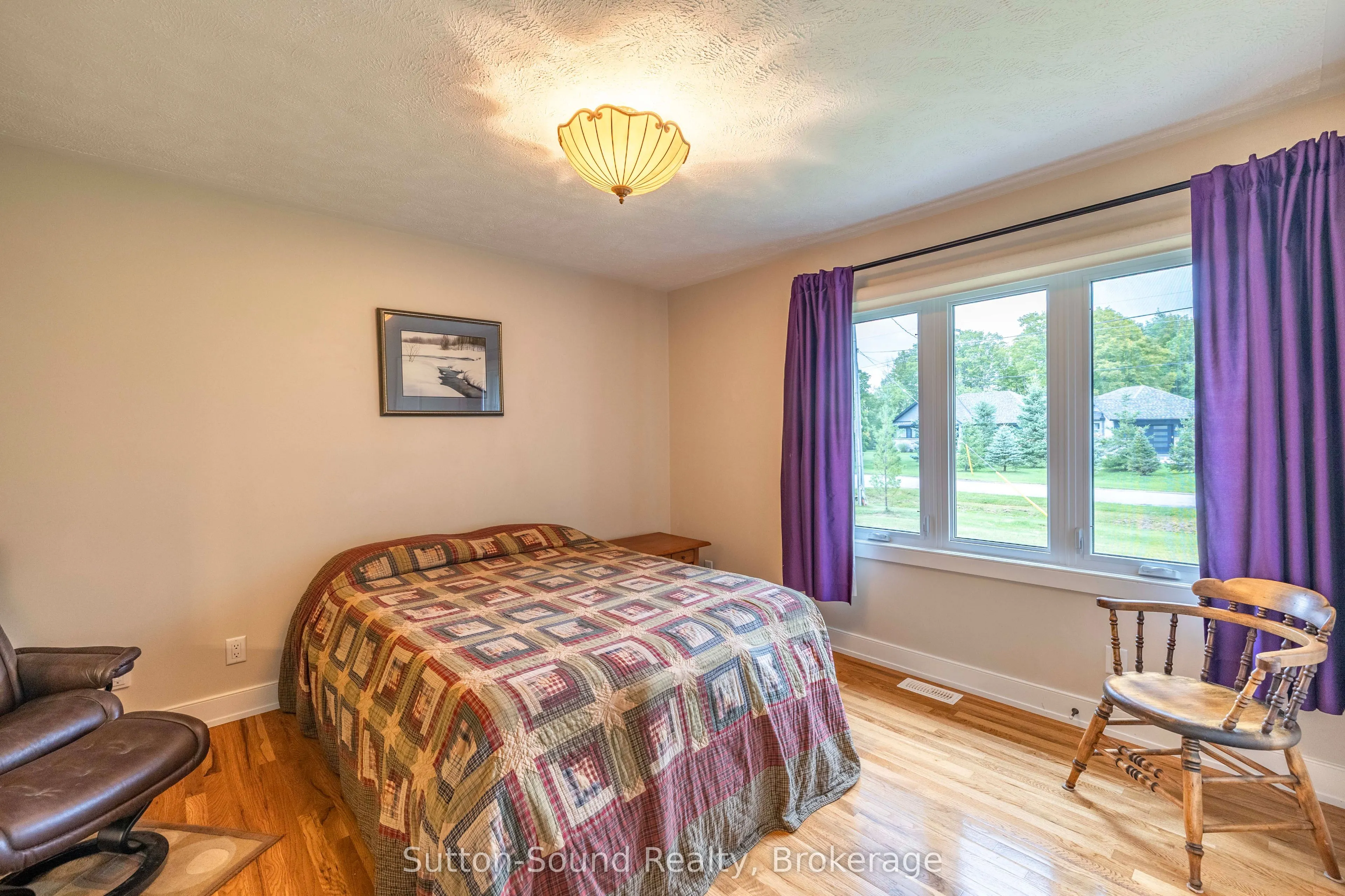 827 13th Street W