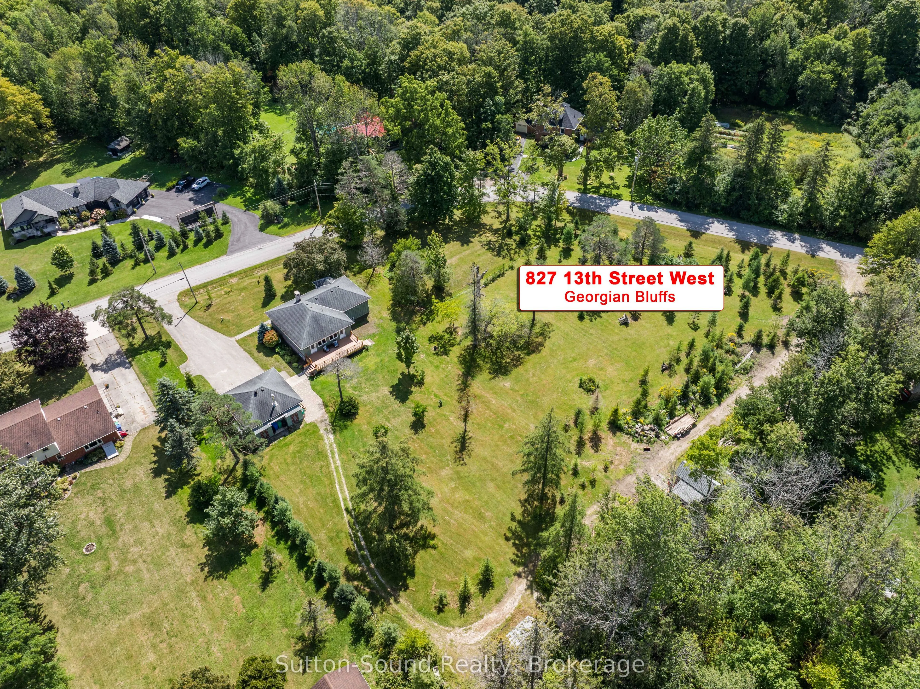 827 13th Street W