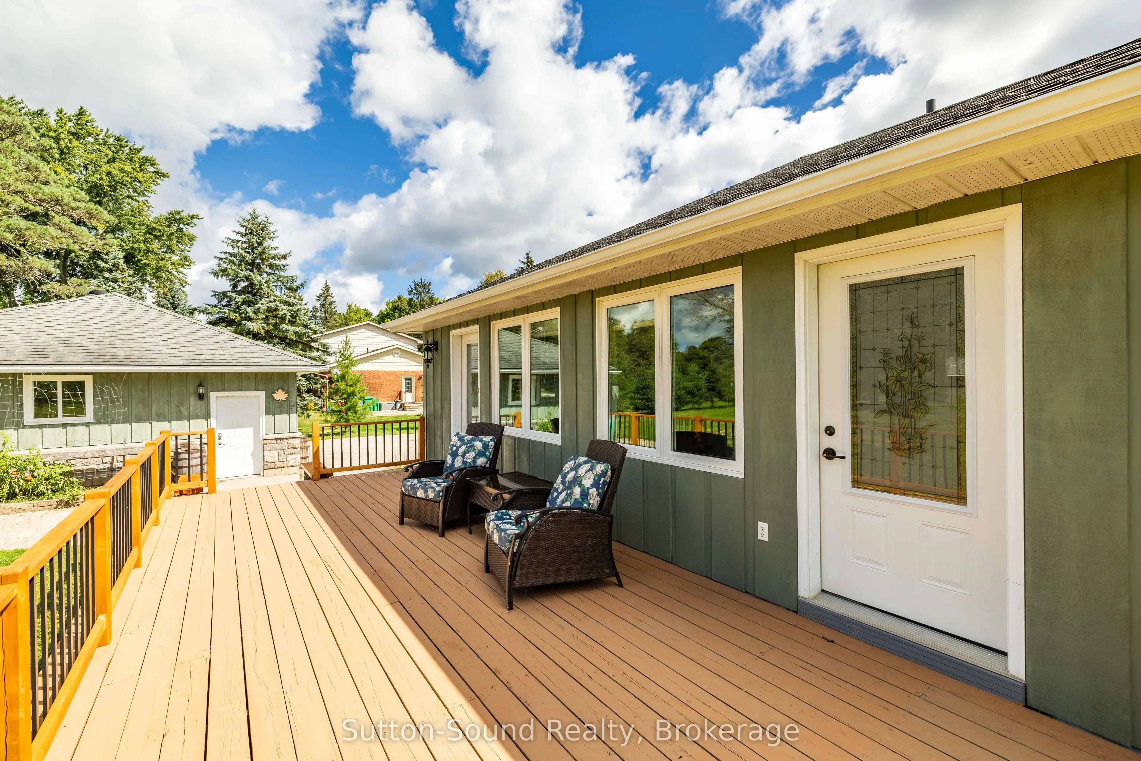 827 13th Street W