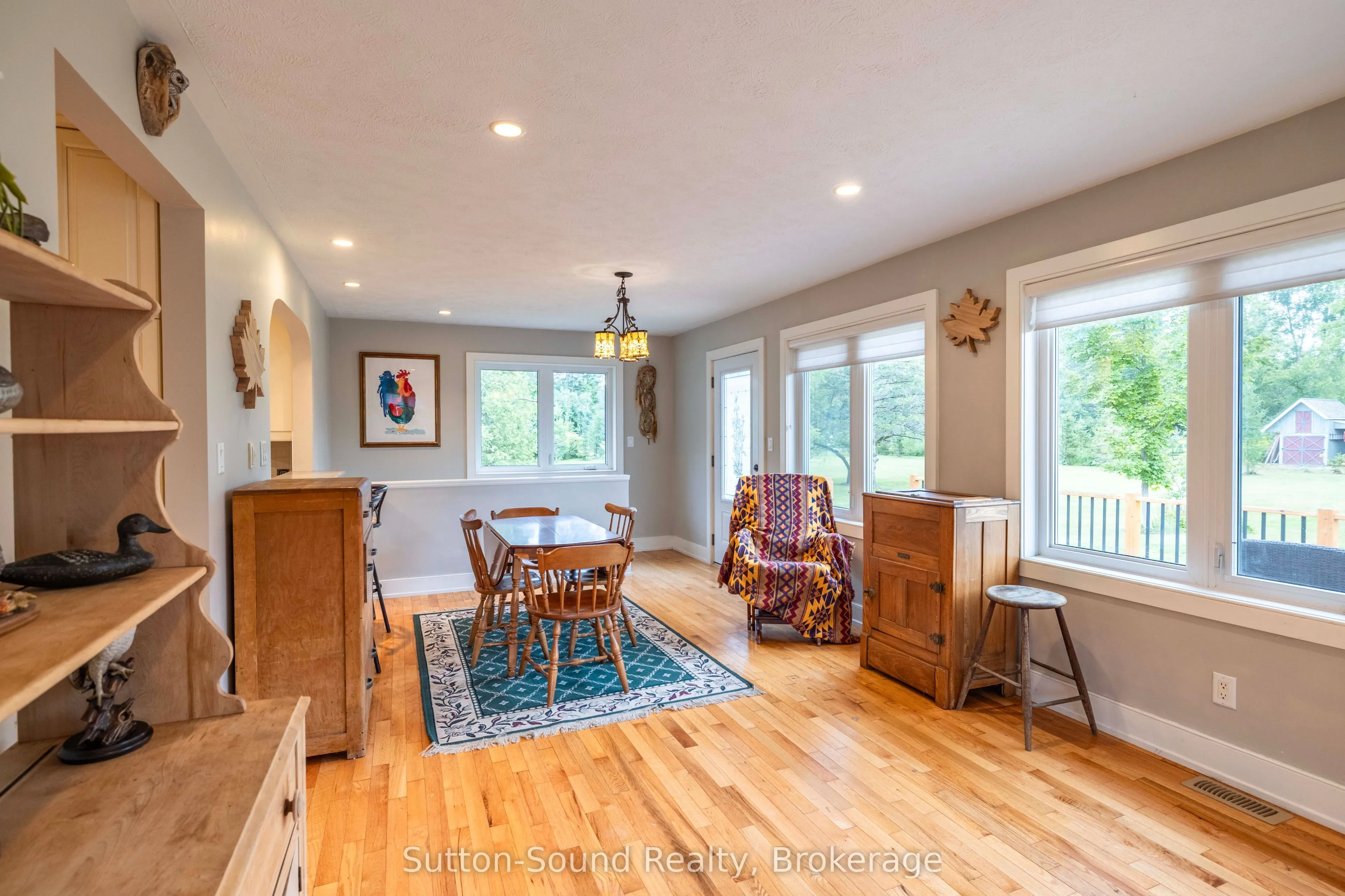 827 13th Street W
