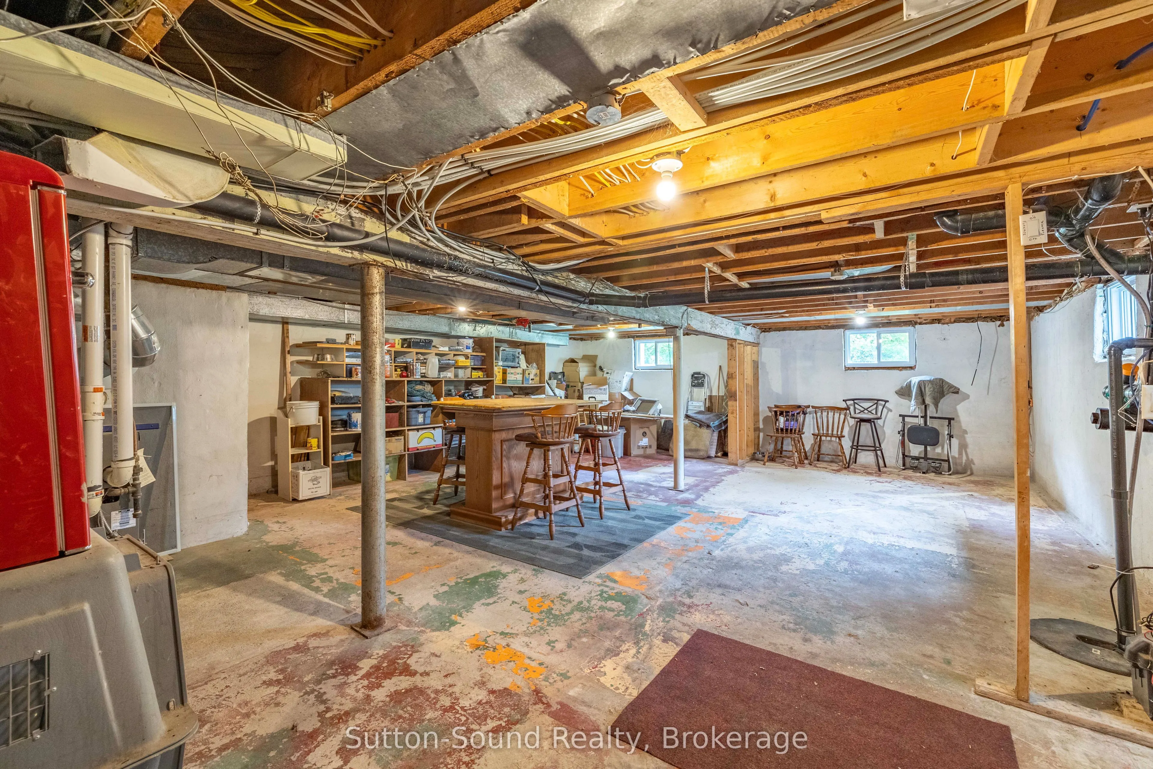 827 13th Street W