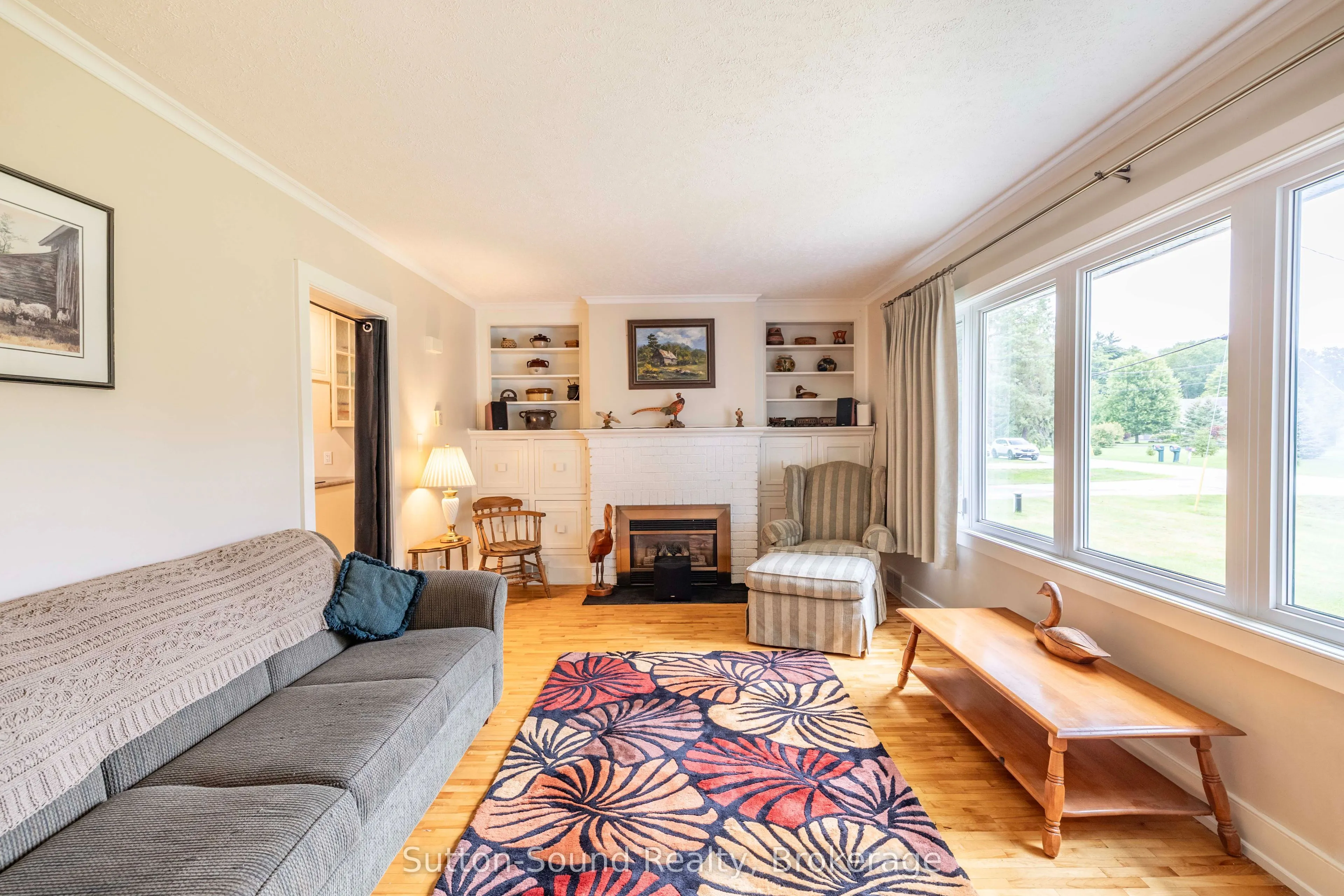 827 13th Street W