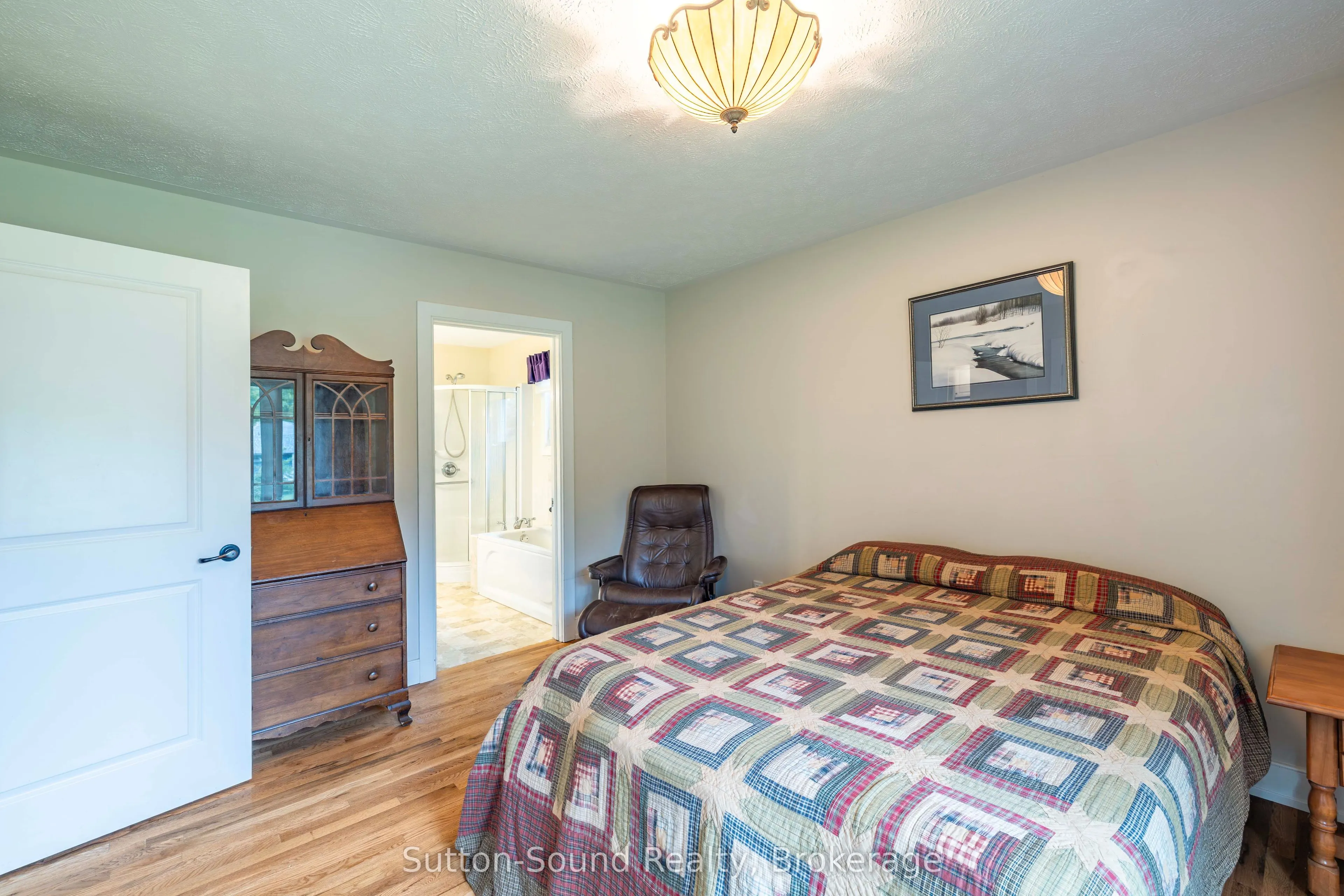 827 13th Street W