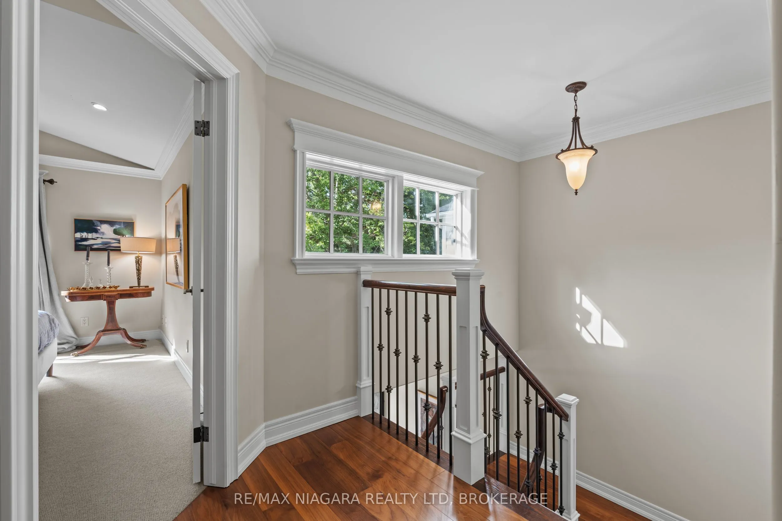 175 QUEEN Street #3