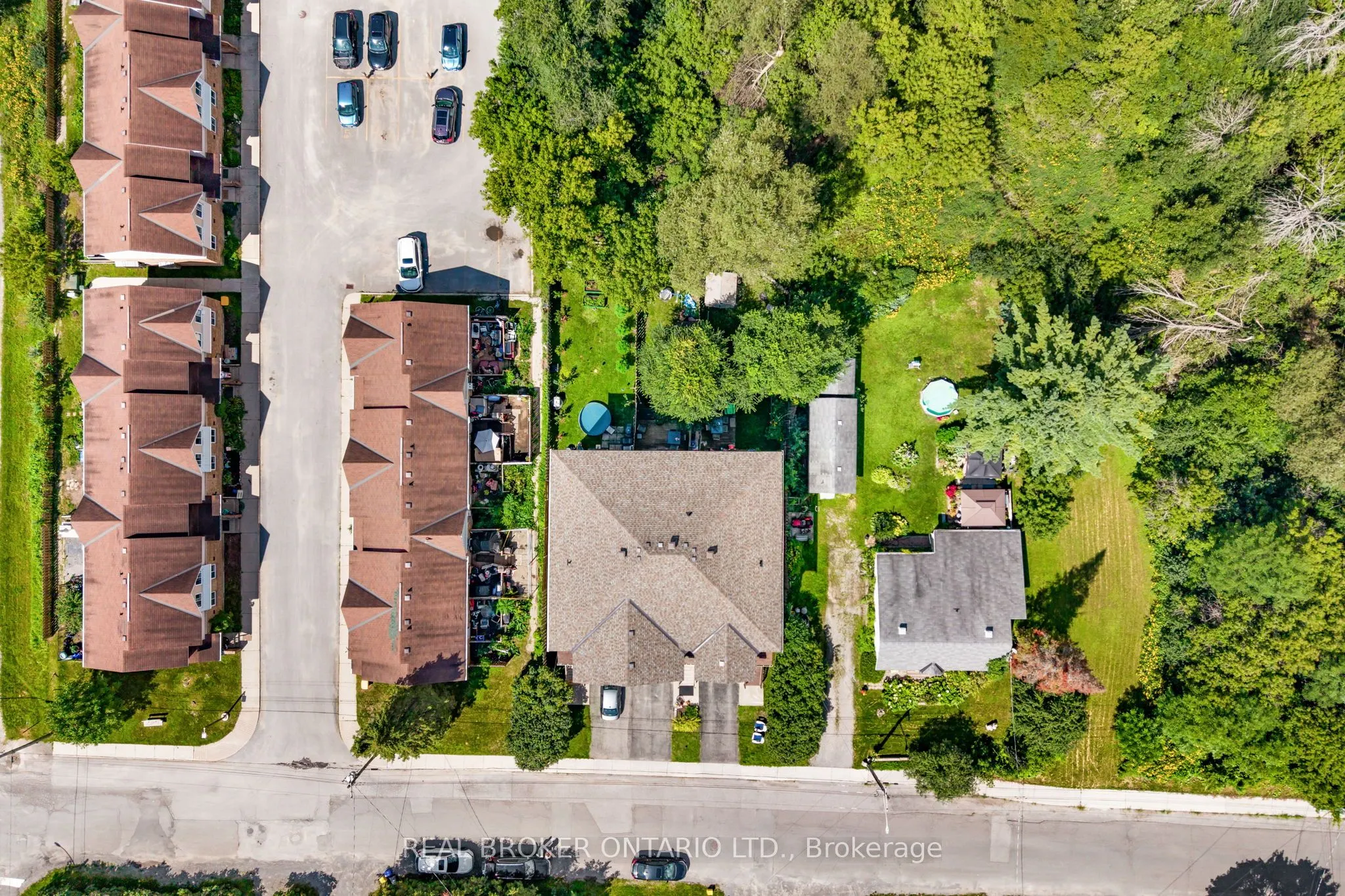 296 Maude Street