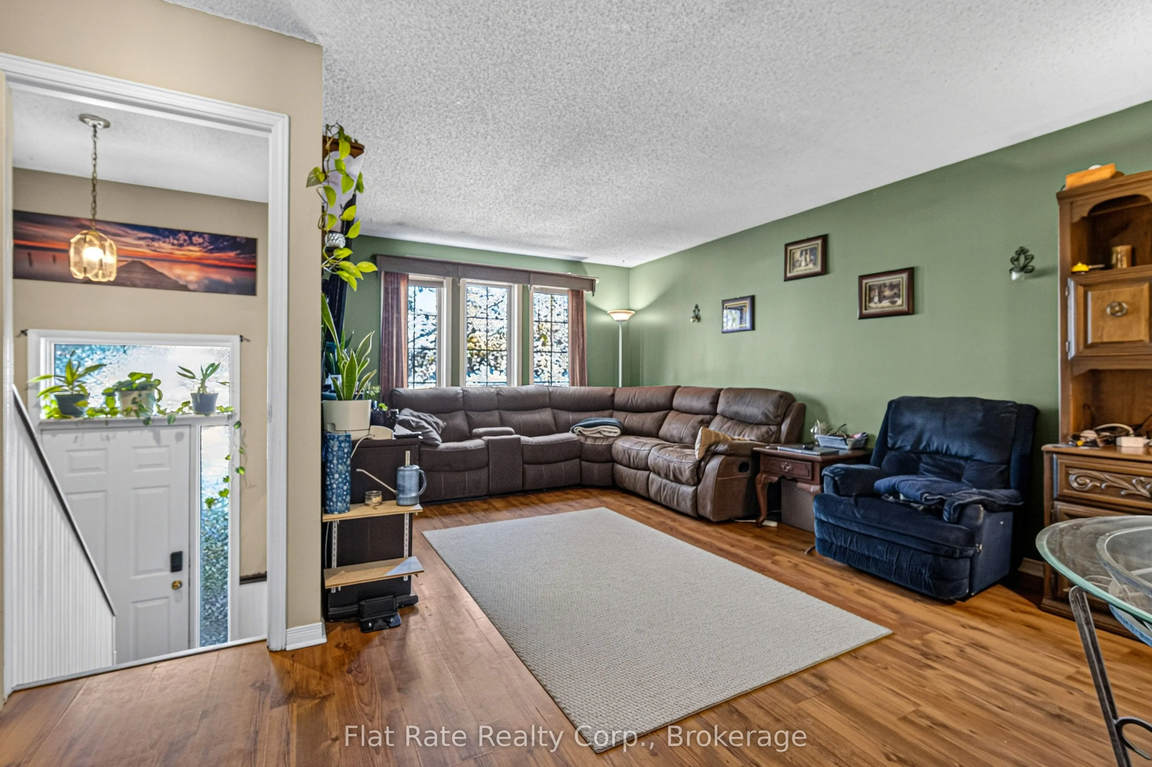 5 HUDSPETH Court