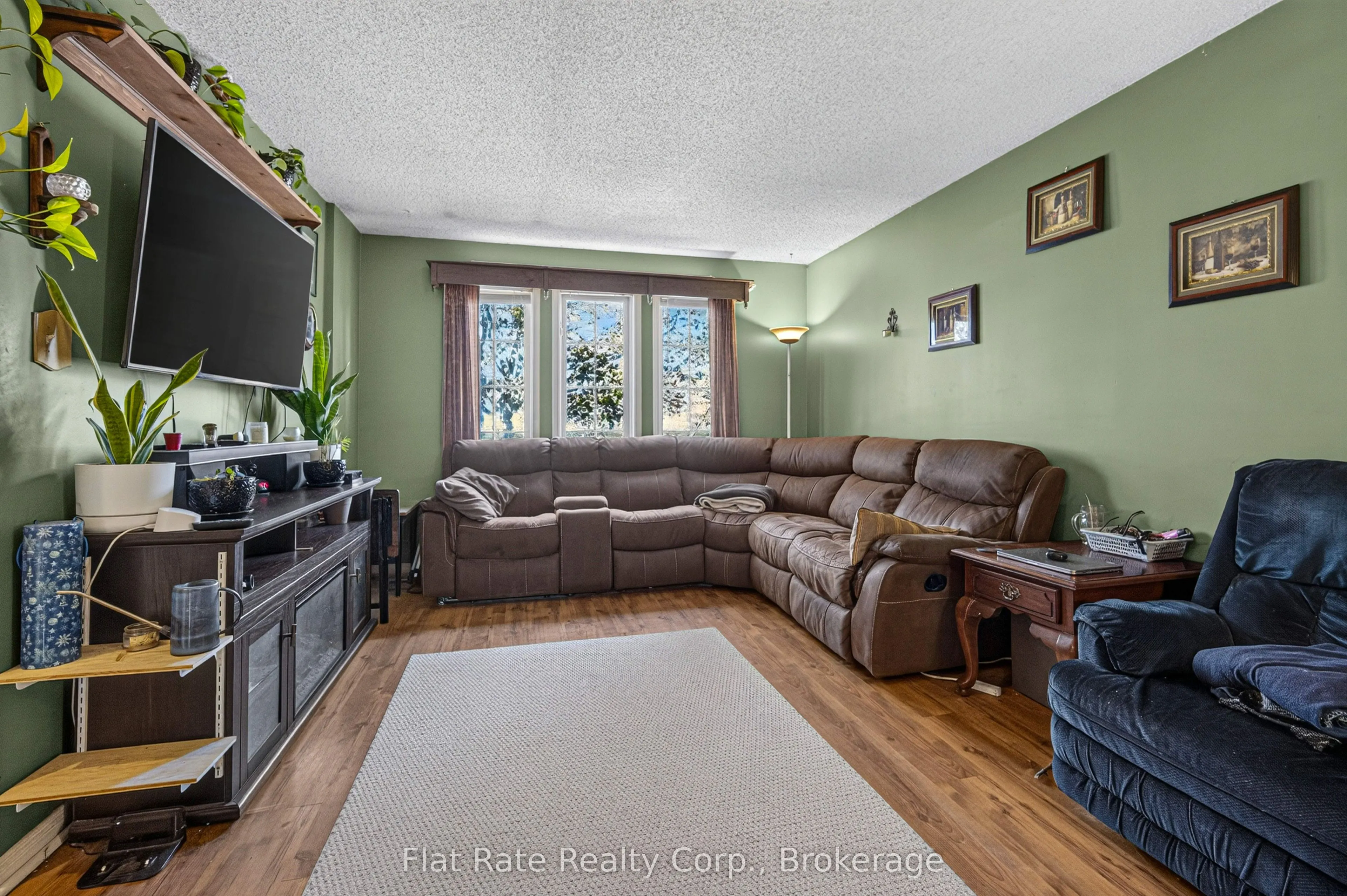 5 HUDSPETH Court
