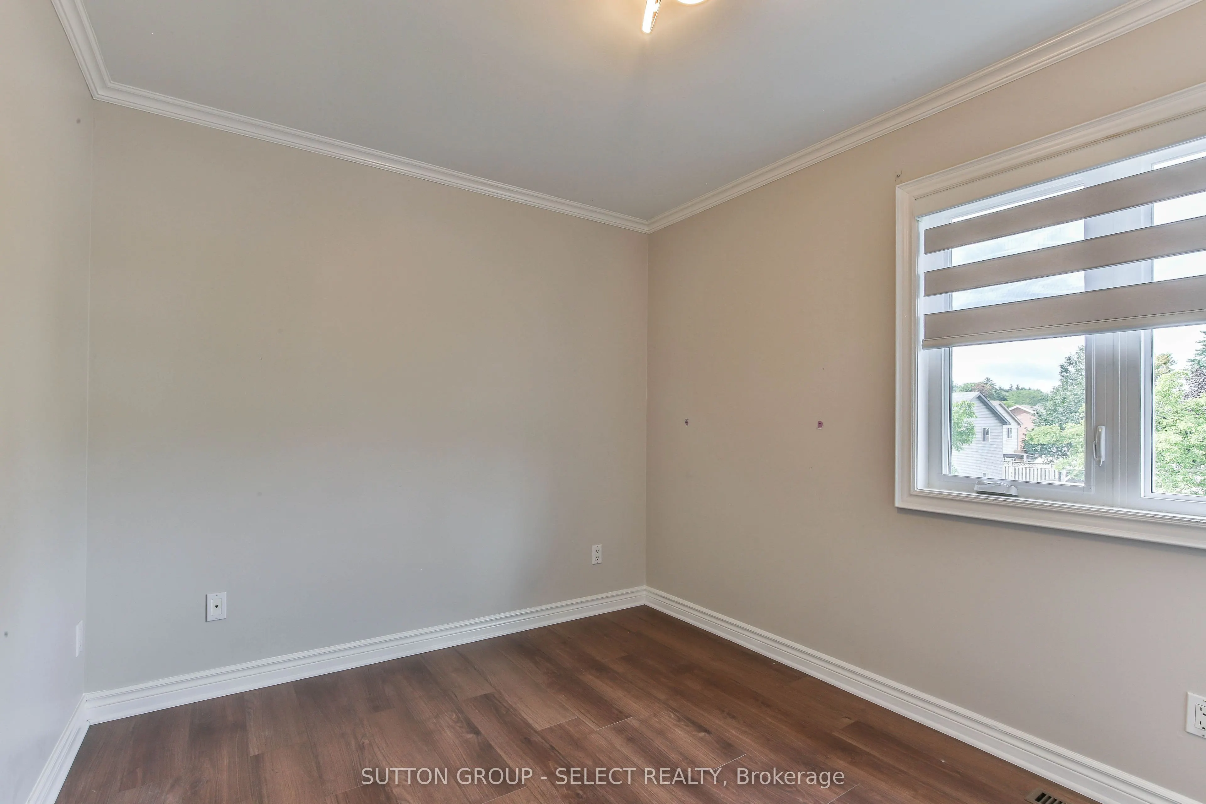 54 Sunrise Crescent