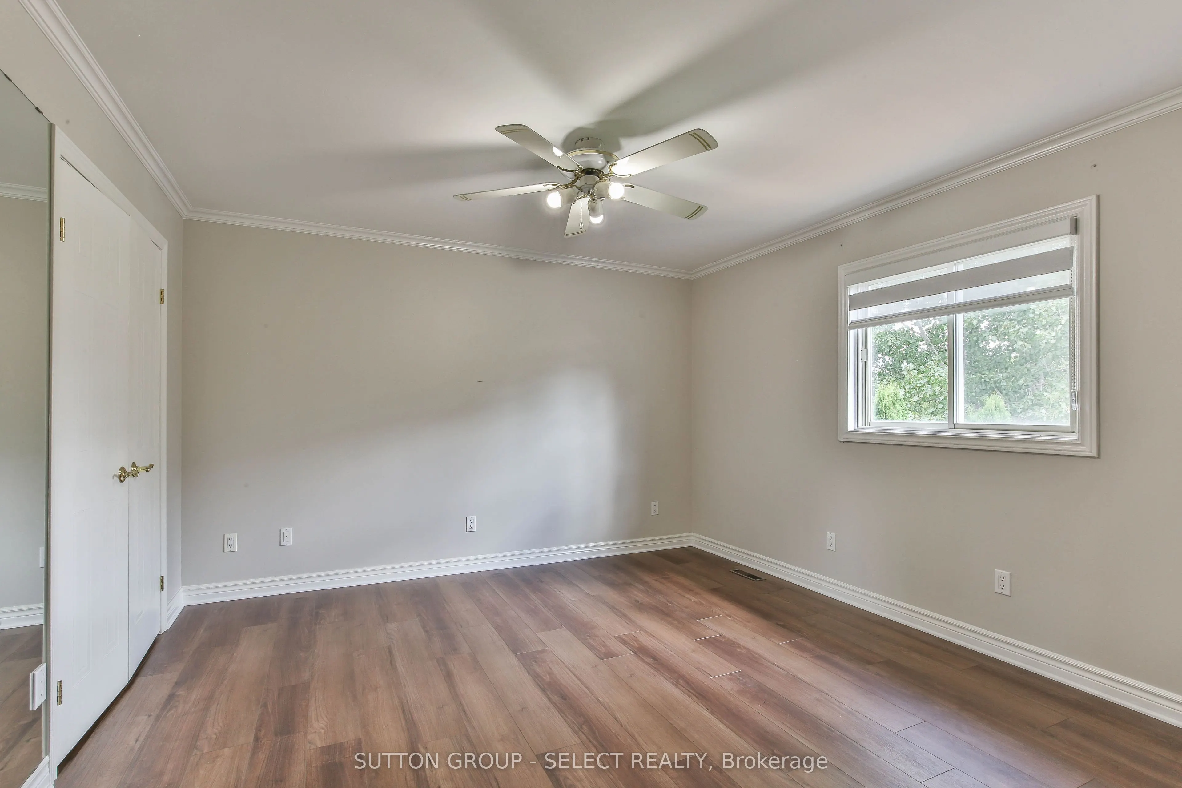 54 Sunrise Crescent