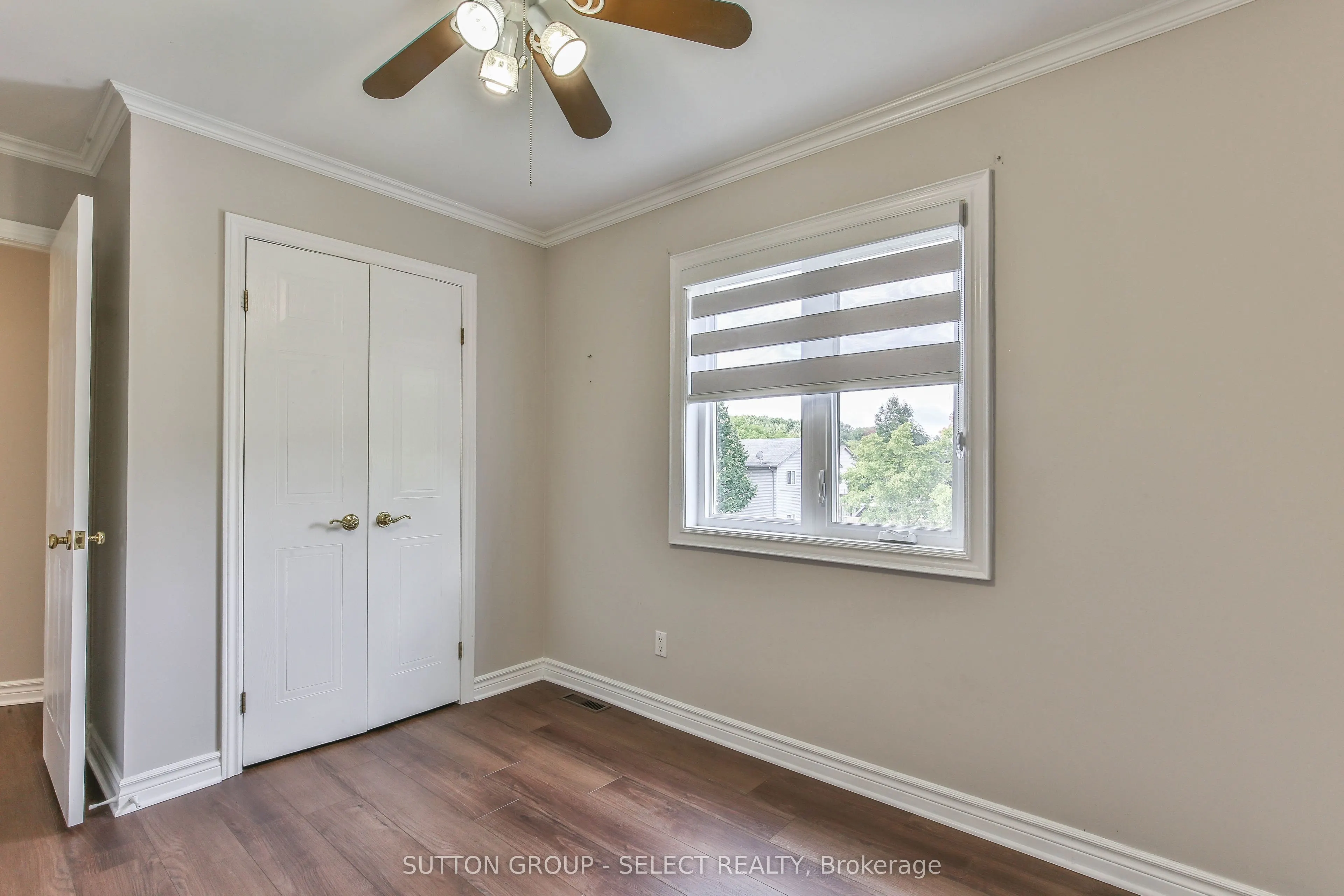 54 Sunrise Crescent