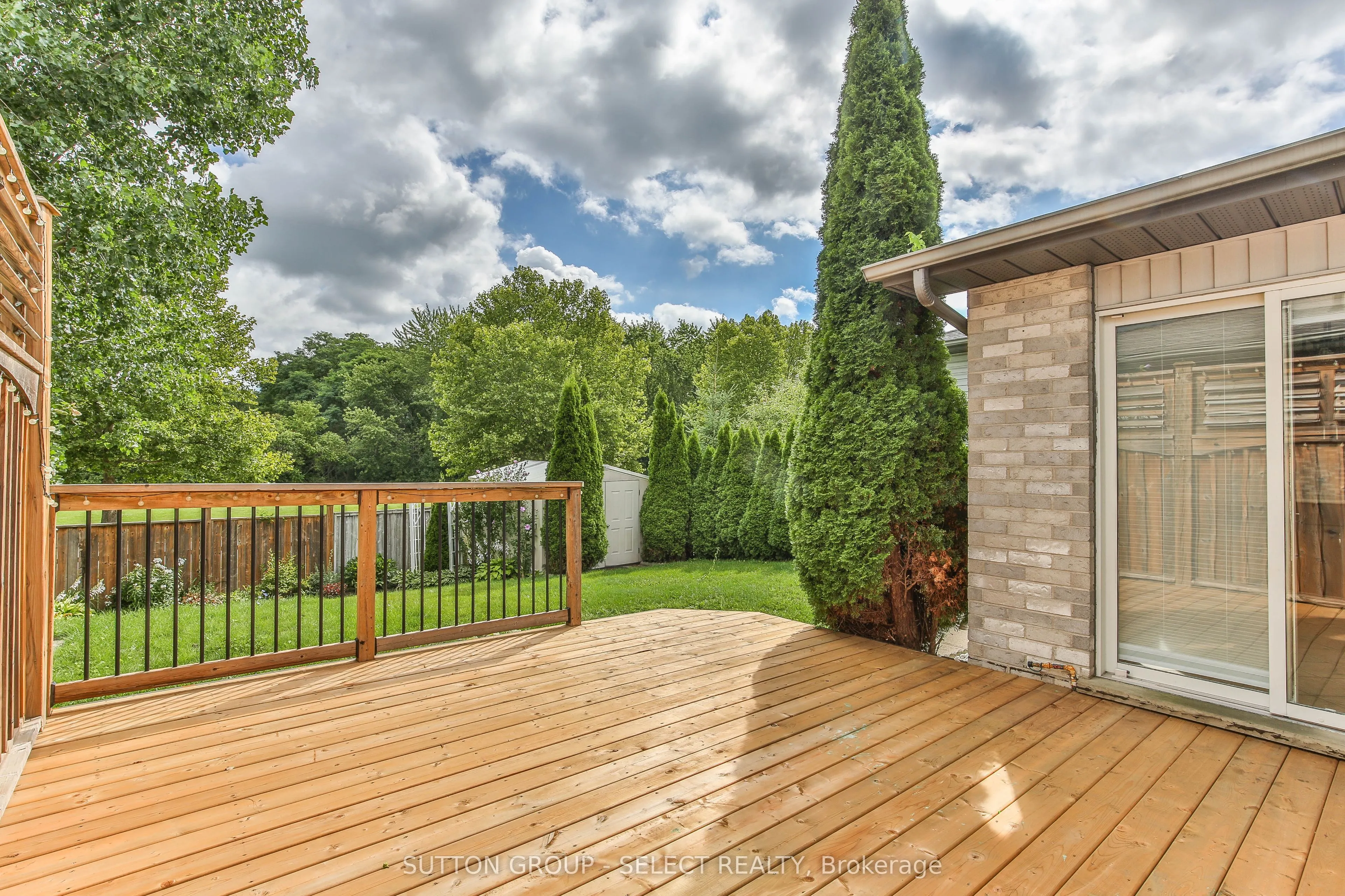 54 Sunrise Crescent