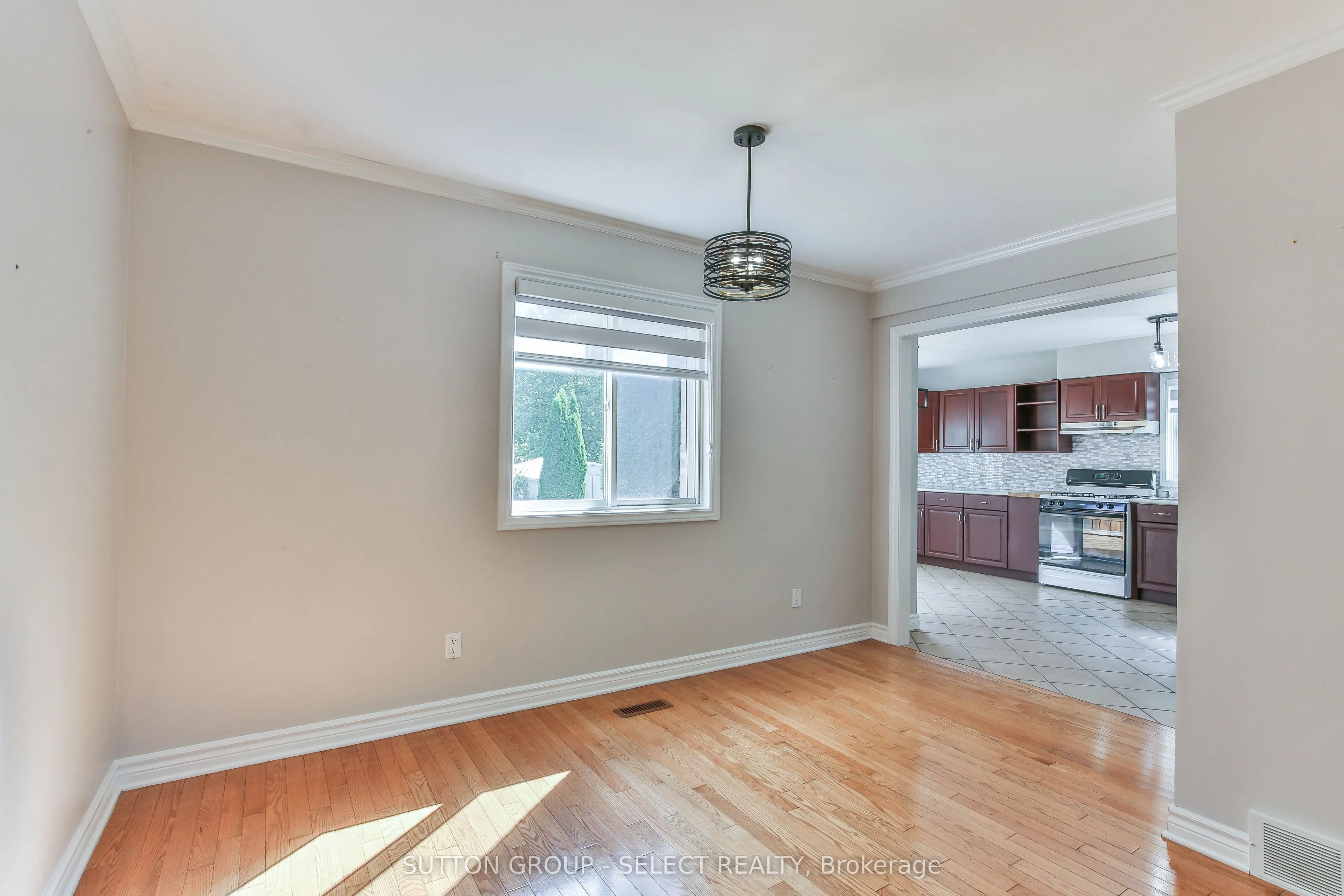 54 Sunrise Crescent