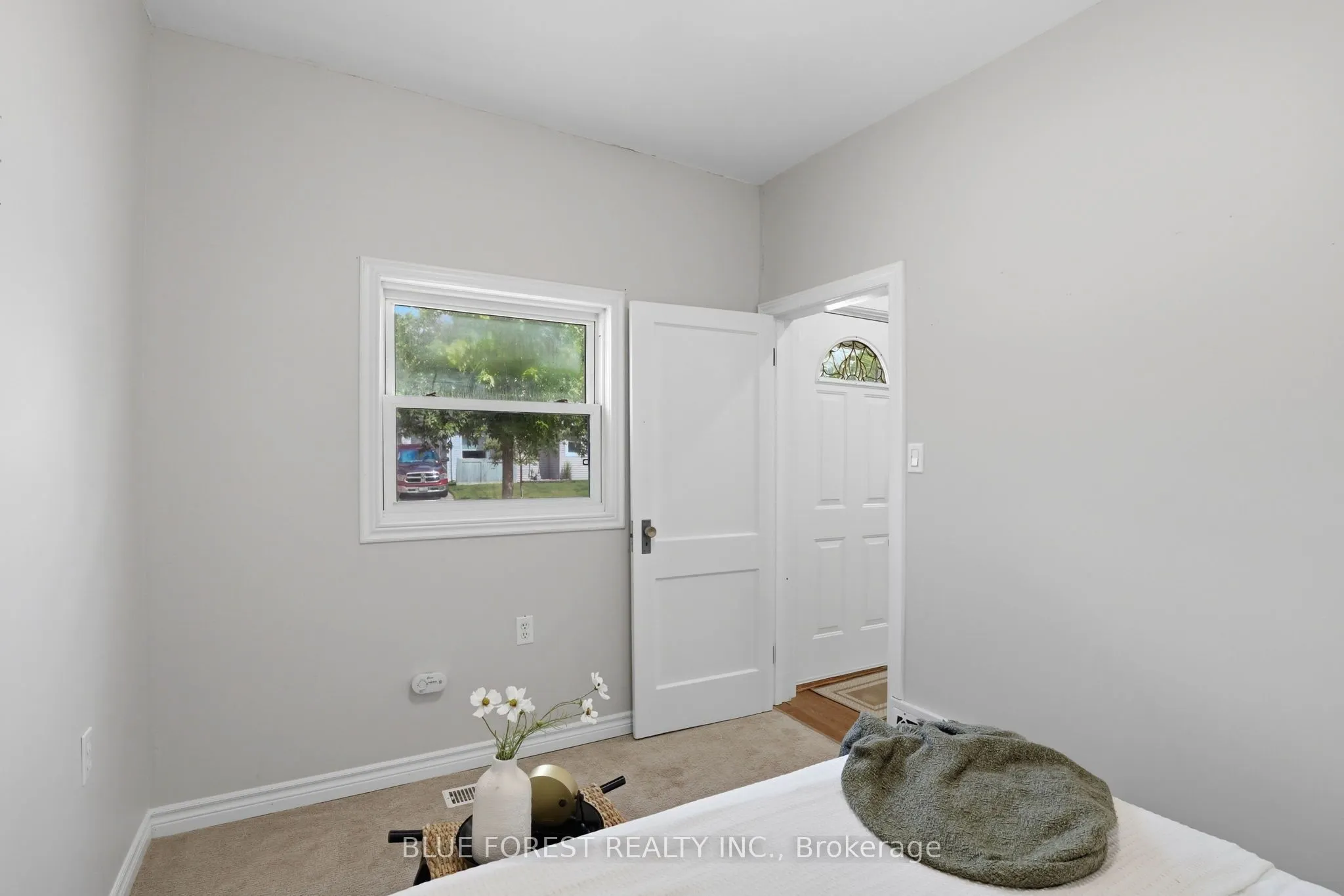 35 Mackay Avenue
