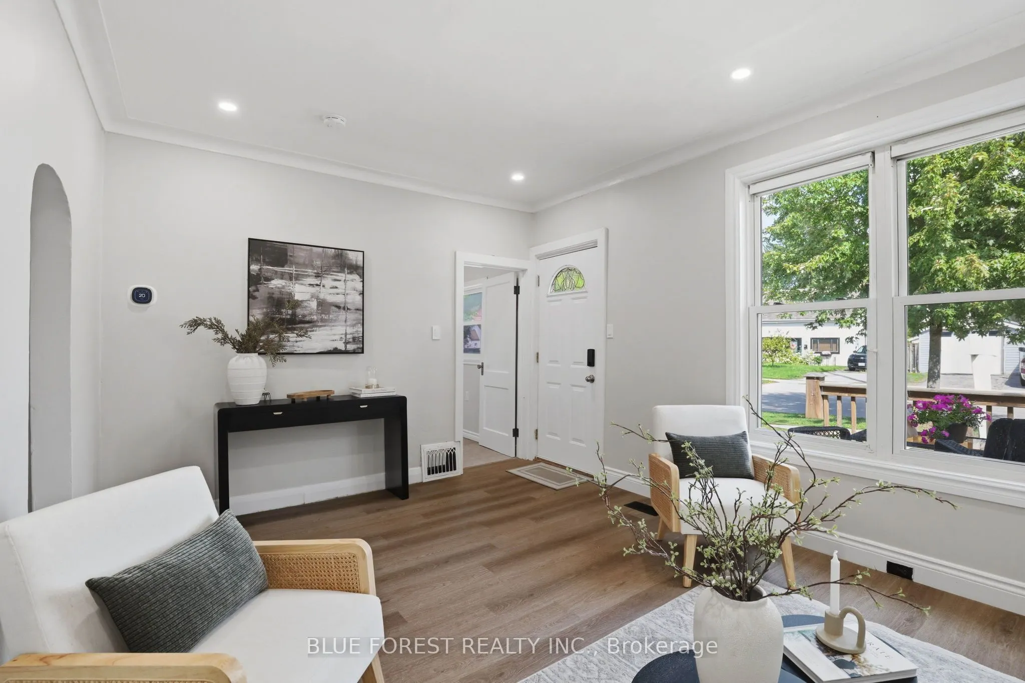 35 Mackay Avenue