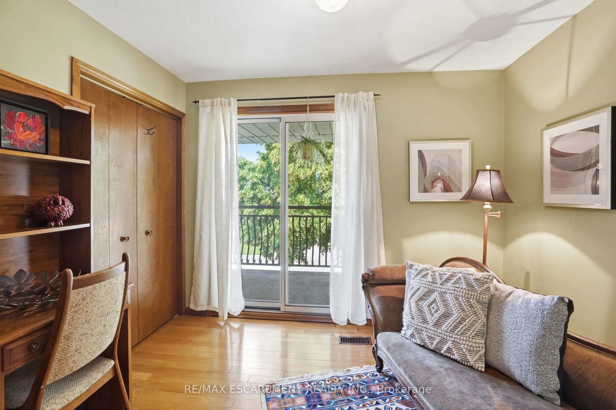 57 NEIL Avenue