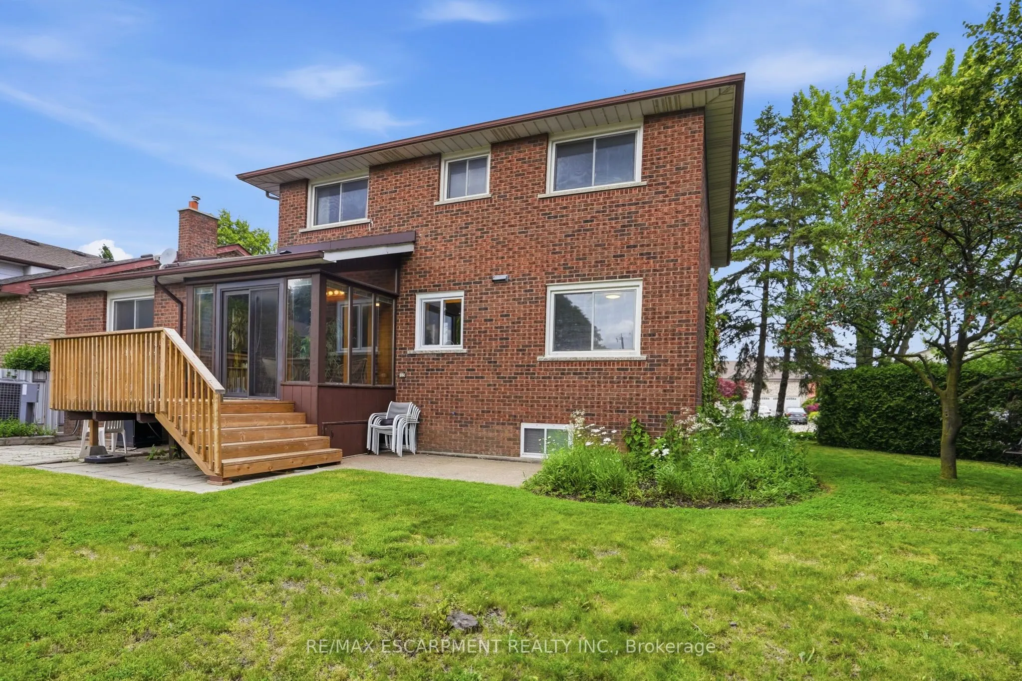 57 NEIL Avenue