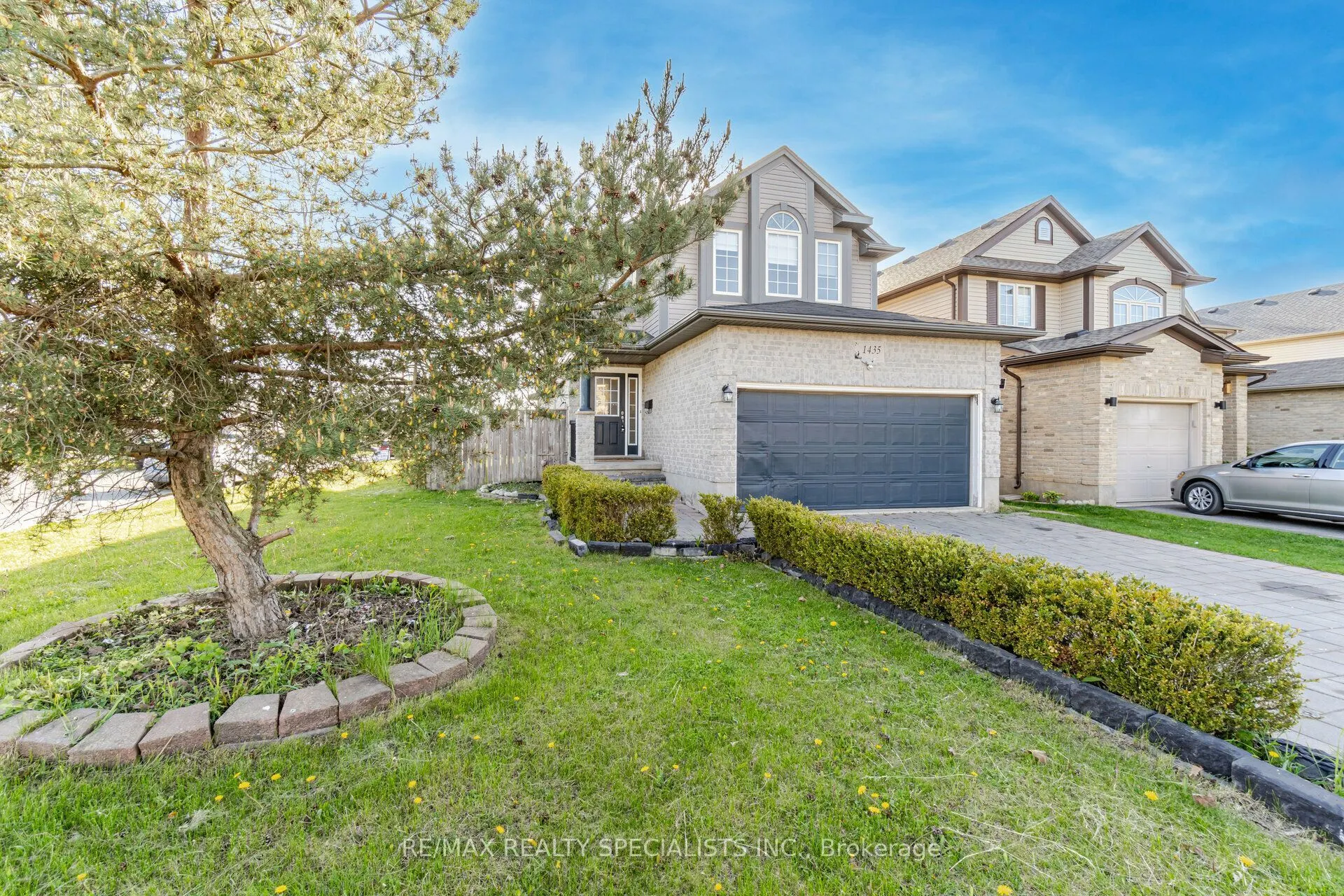 1435 Mickleborough Drive