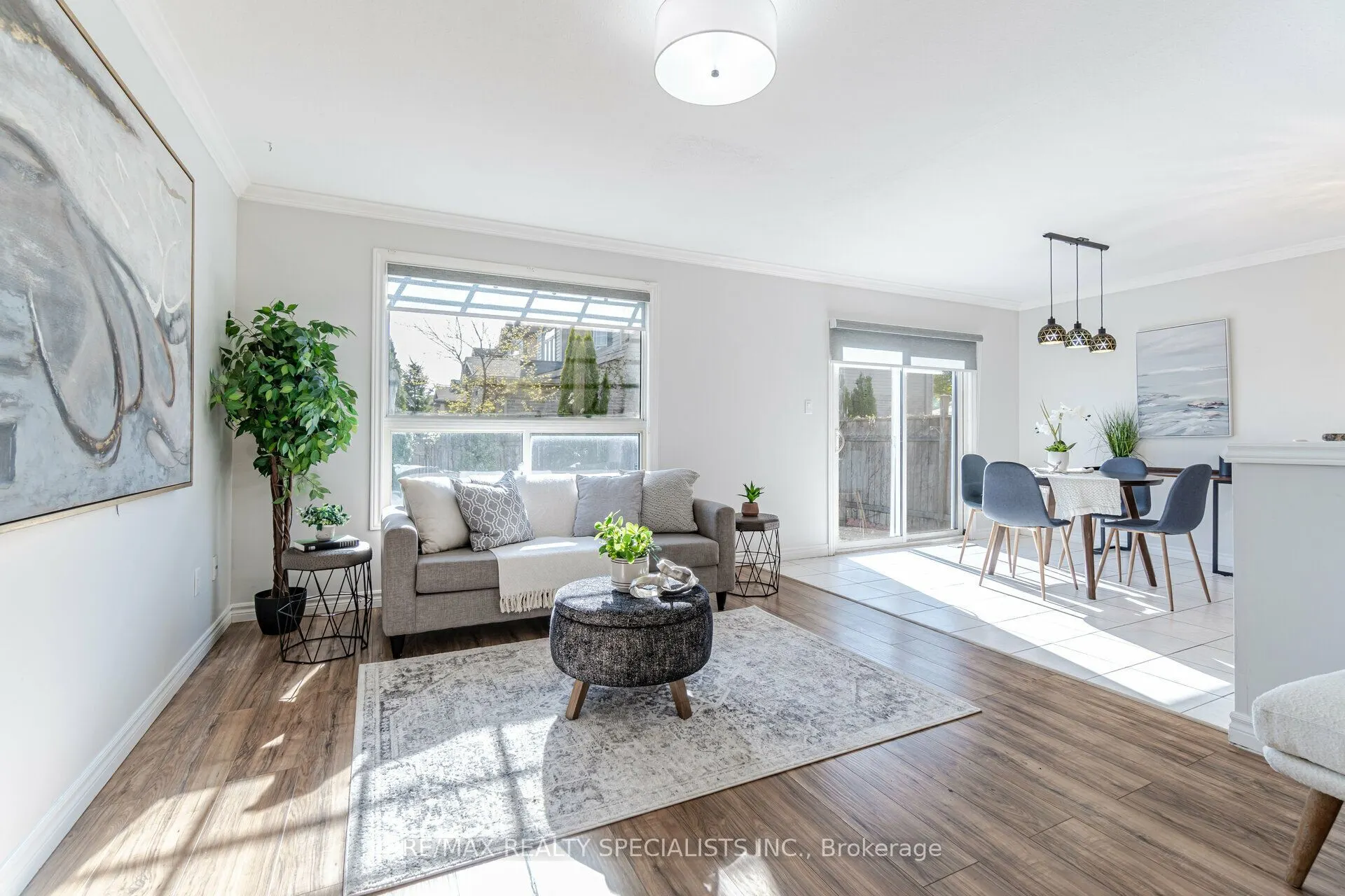 1435 Mickleborough Drive