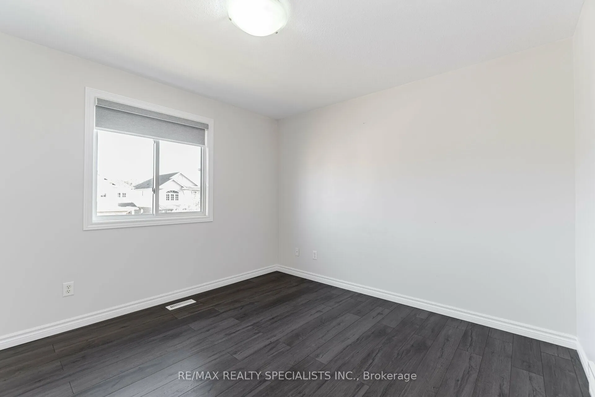 1435 Mickleborough Drive