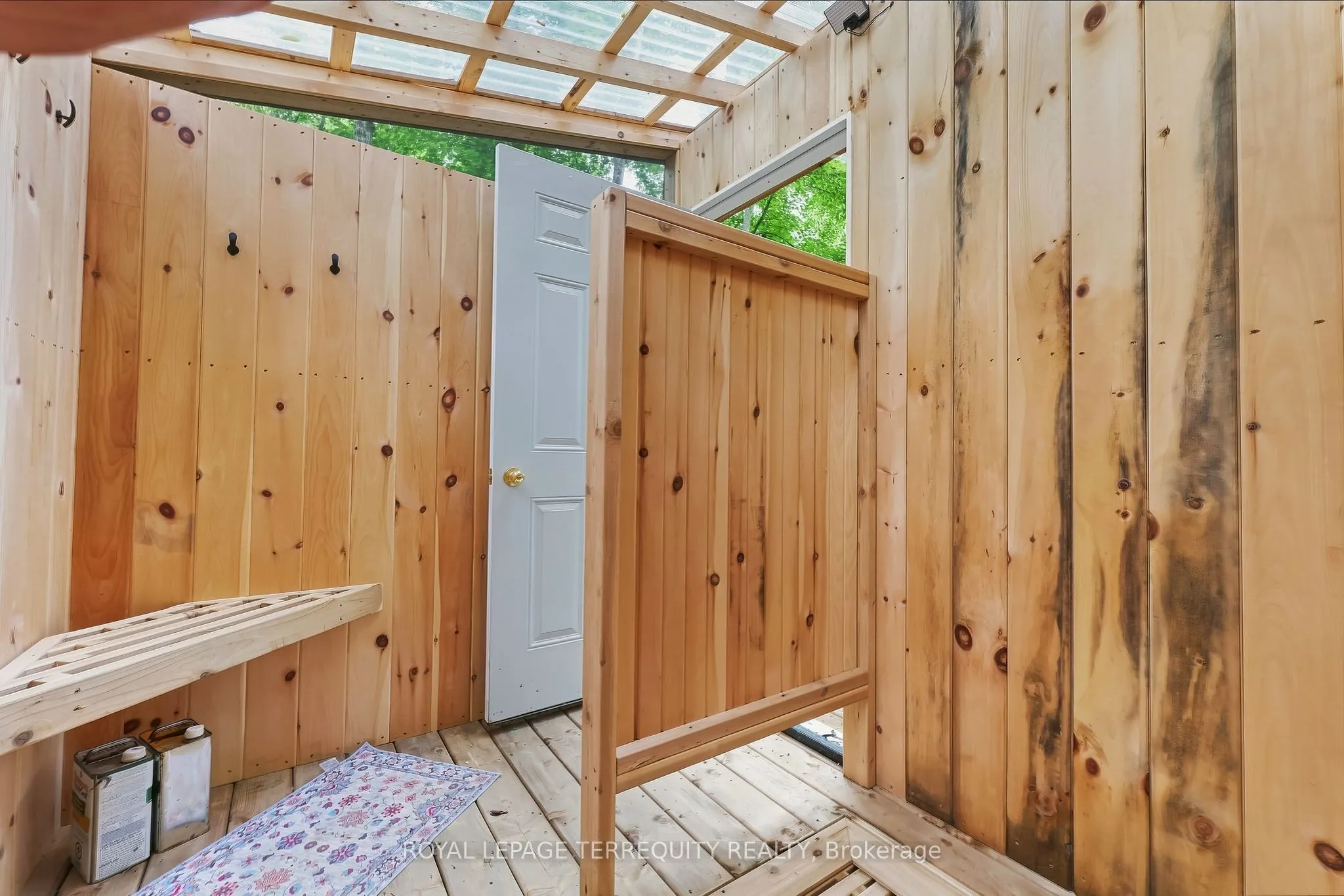 299 Swinburne Lane