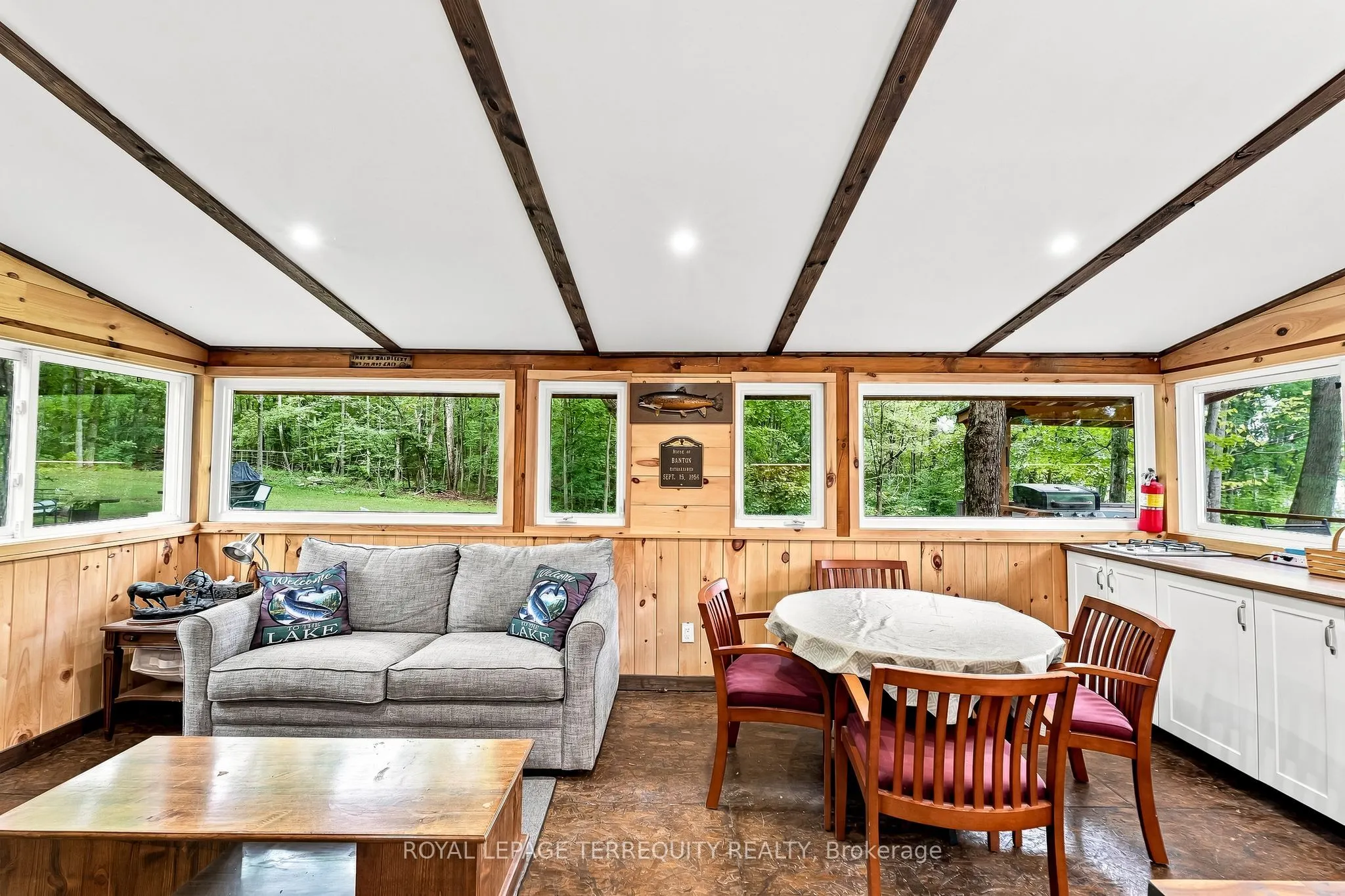 299 Swinburne Lane