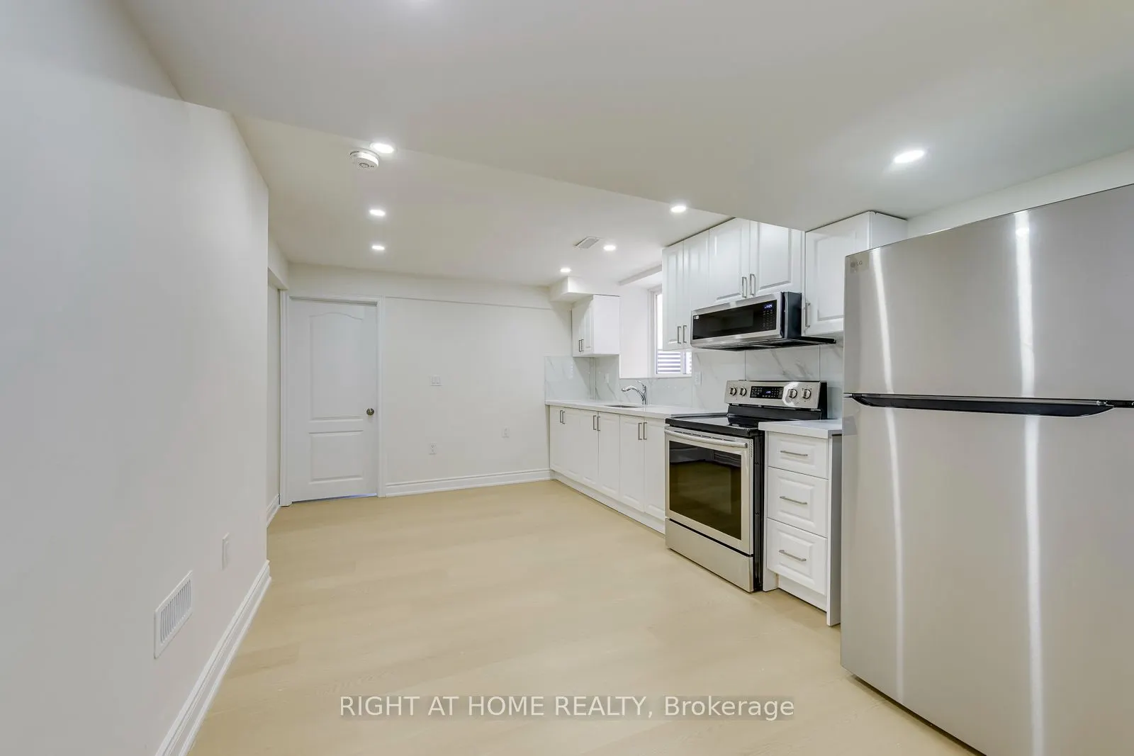 40 Stillwater Crescent