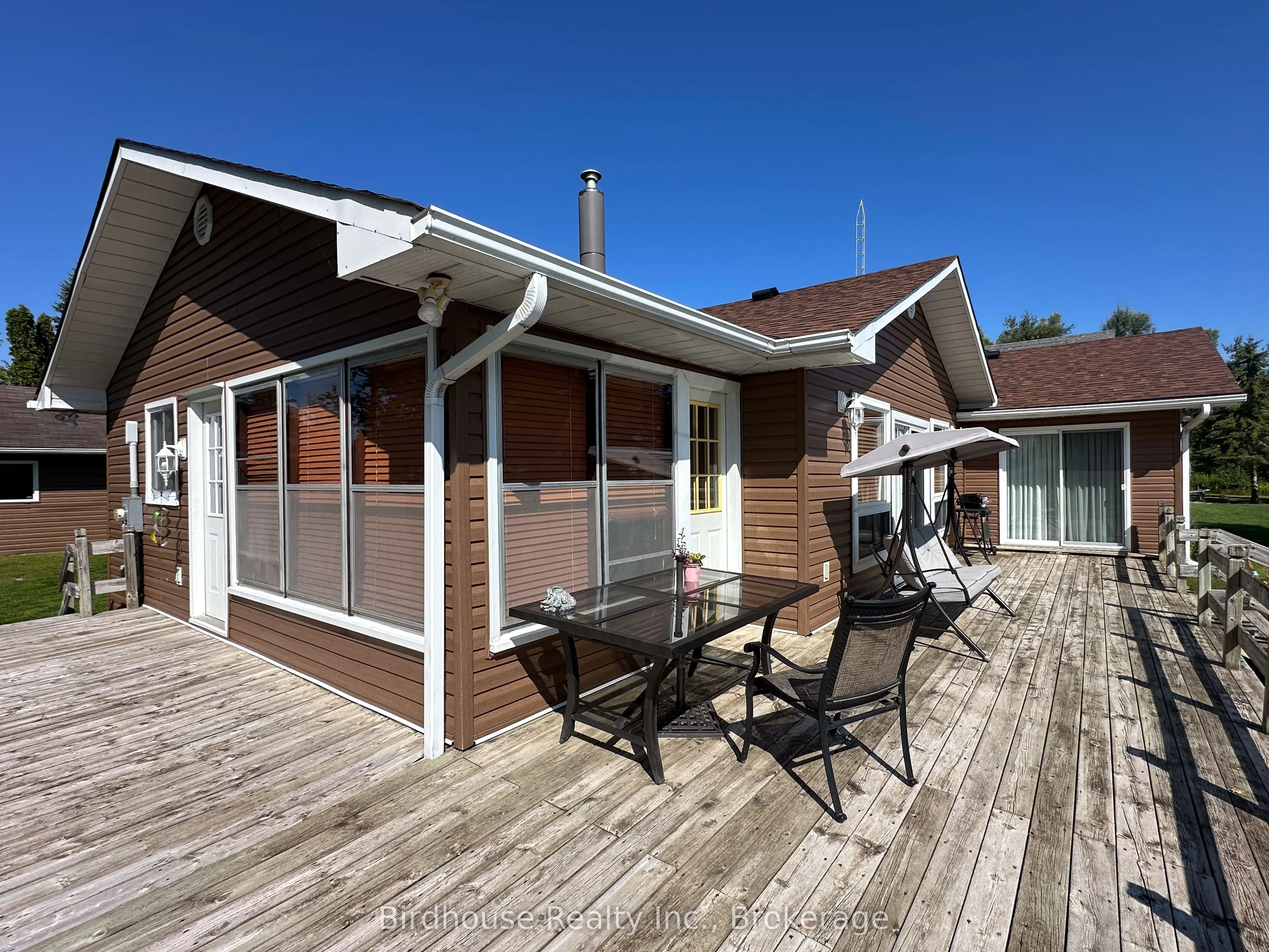 24 Gillis Street