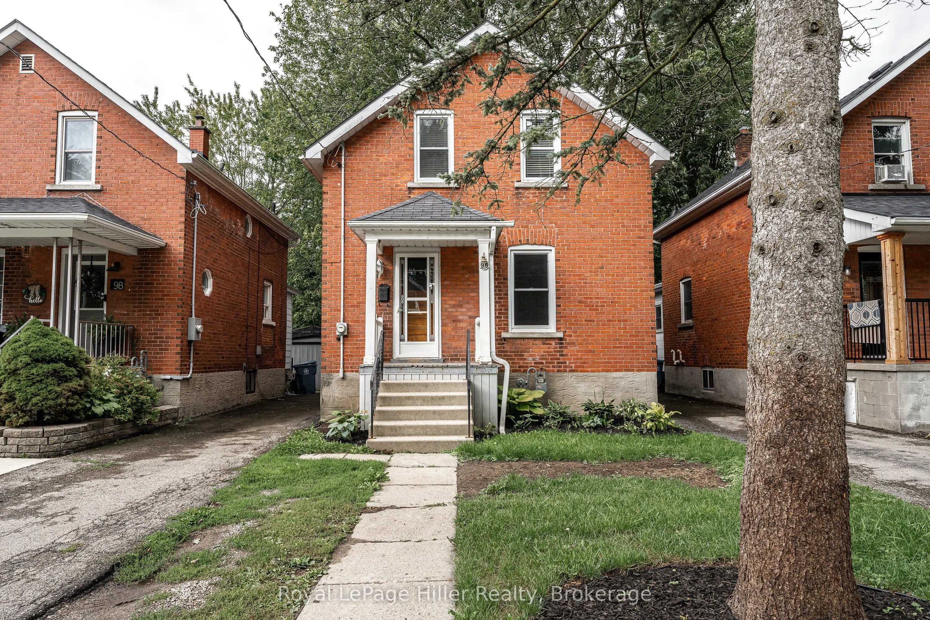 96 McNab Street