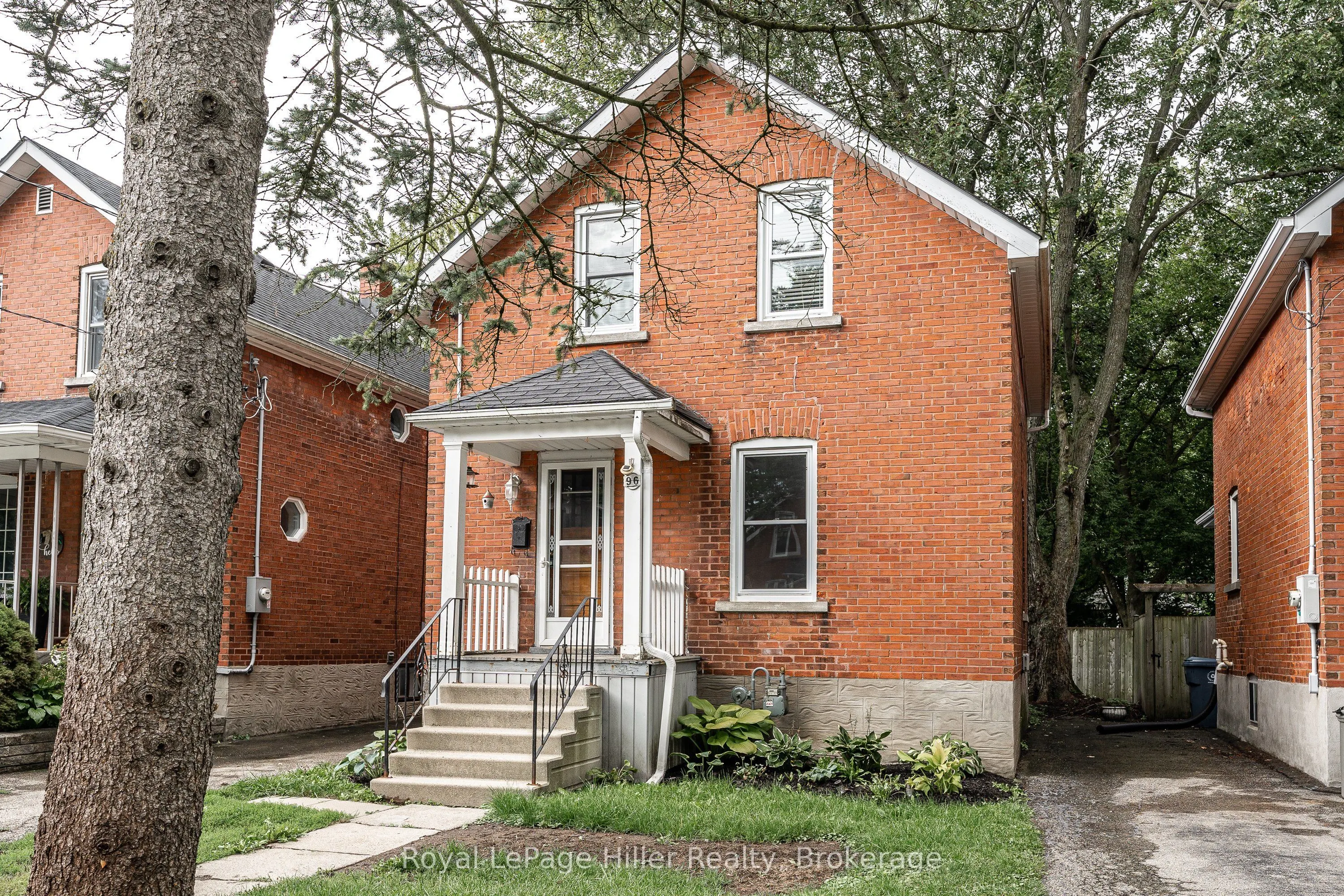96 McNab Street