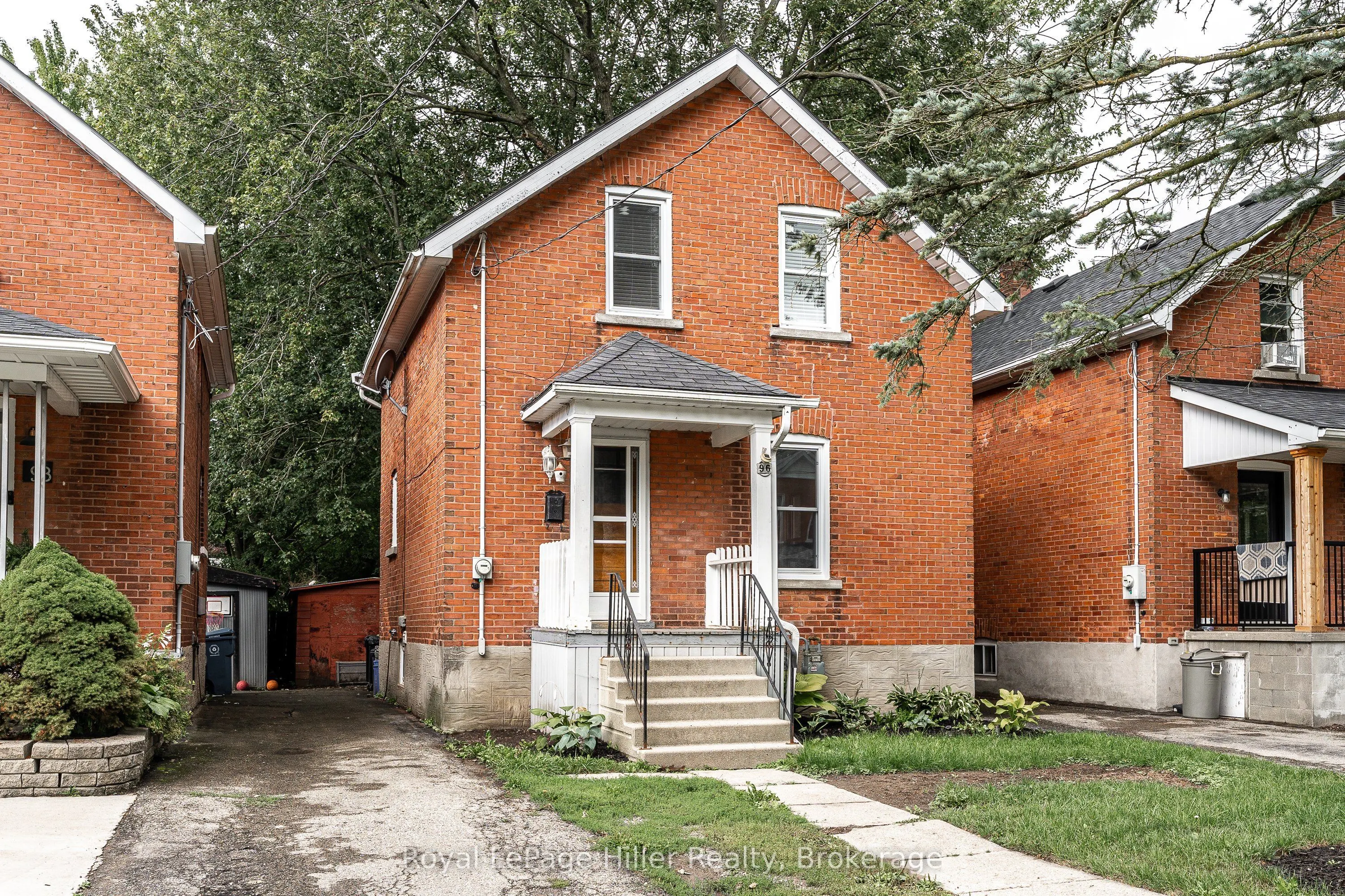 96 McNab Street