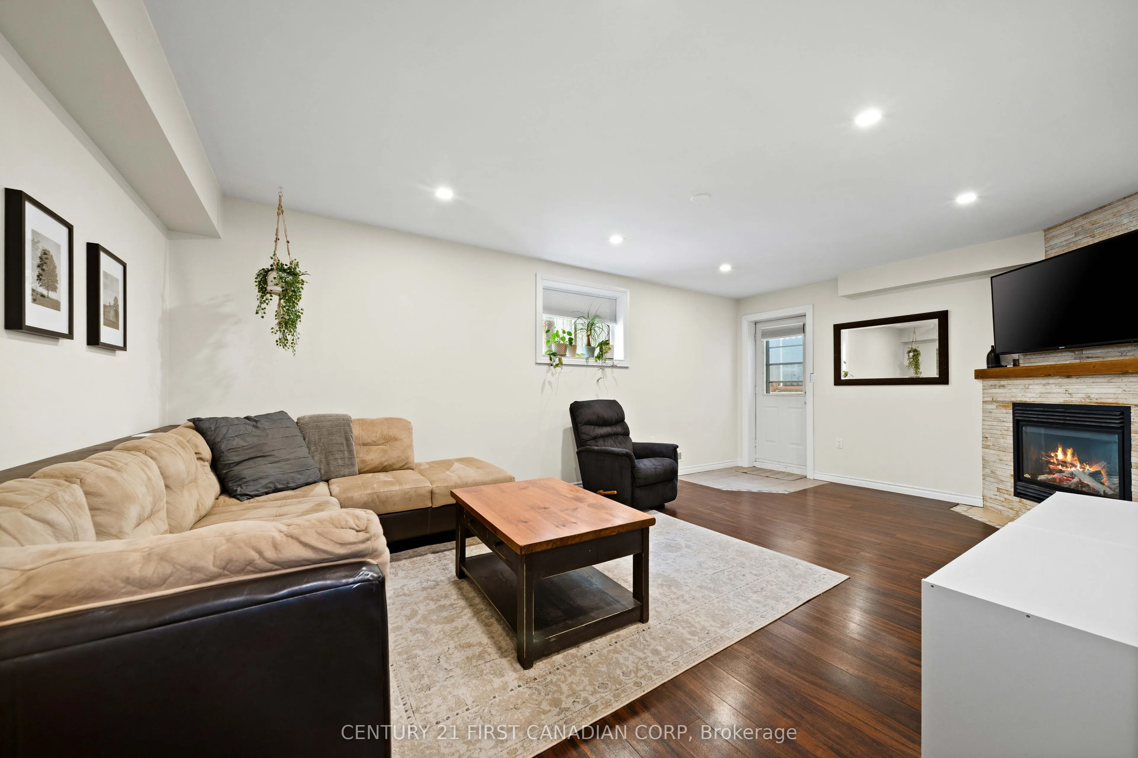 6297 William Street