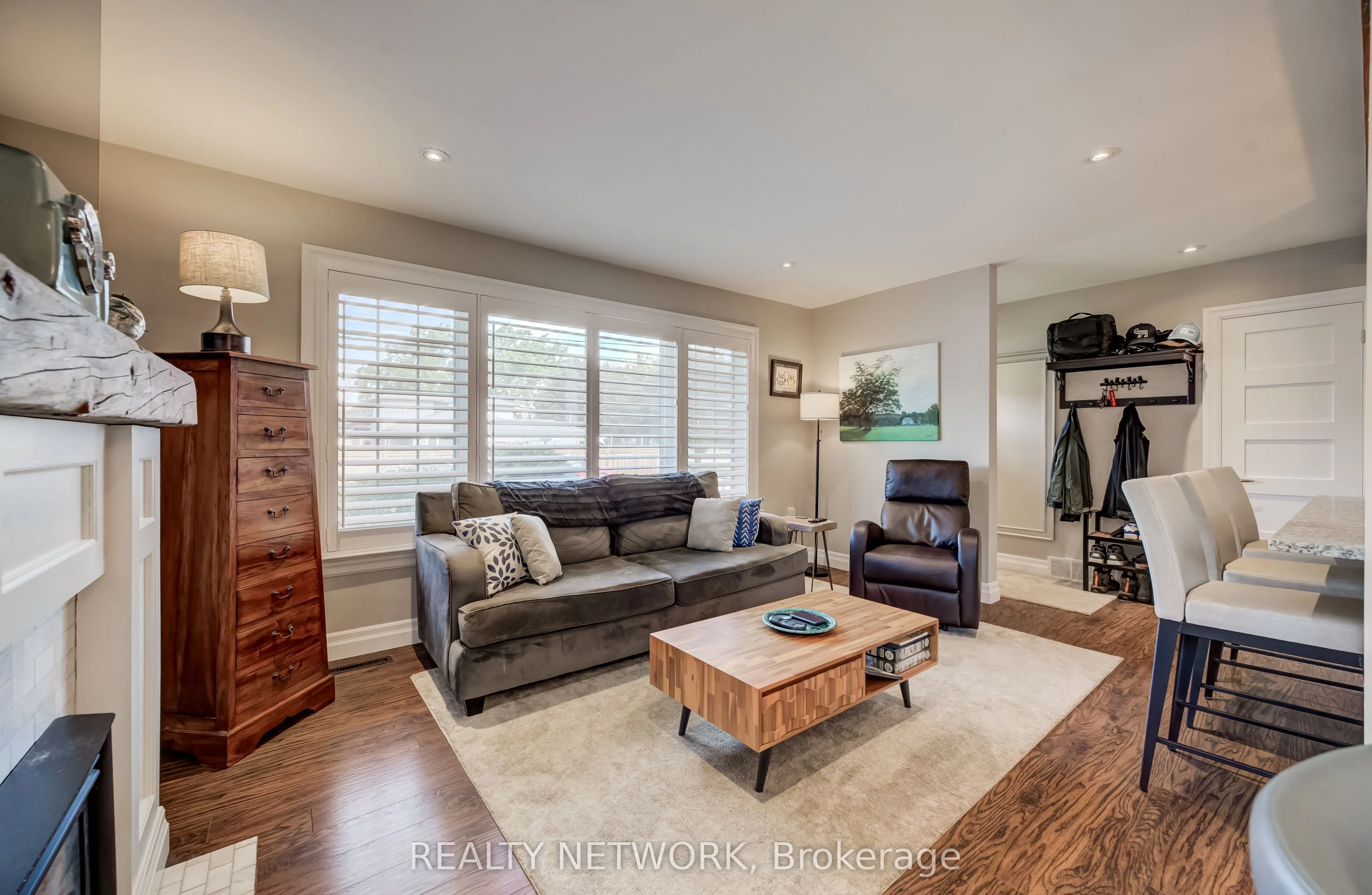 21 Loma Drive