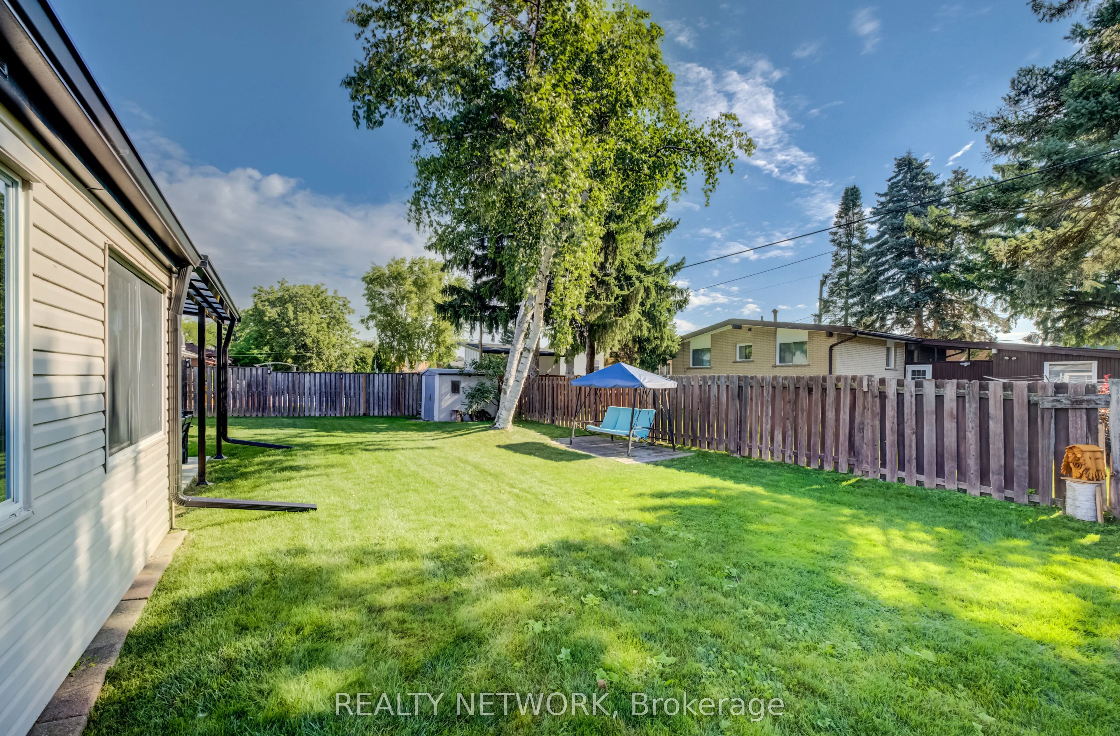 21 Loma Drive