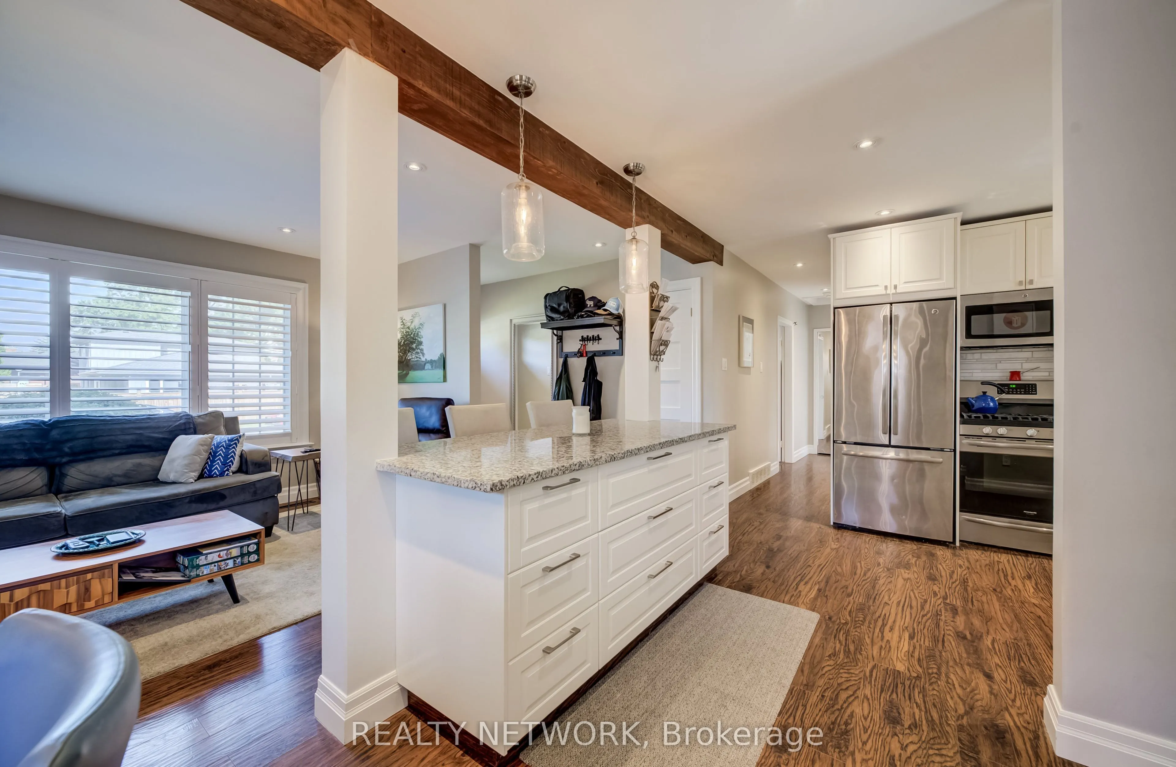 21 Loma Drive
