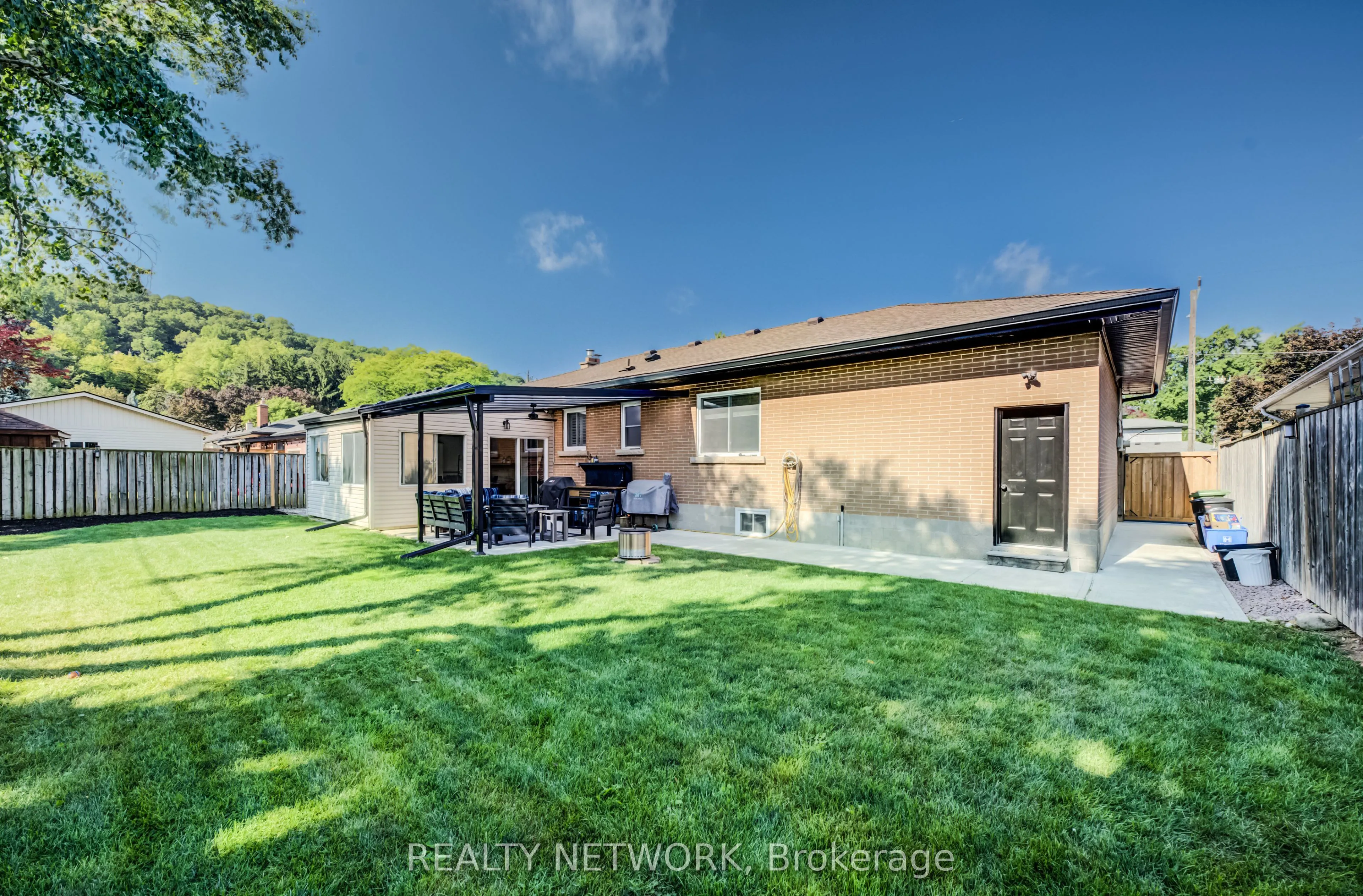21 Loma Drive