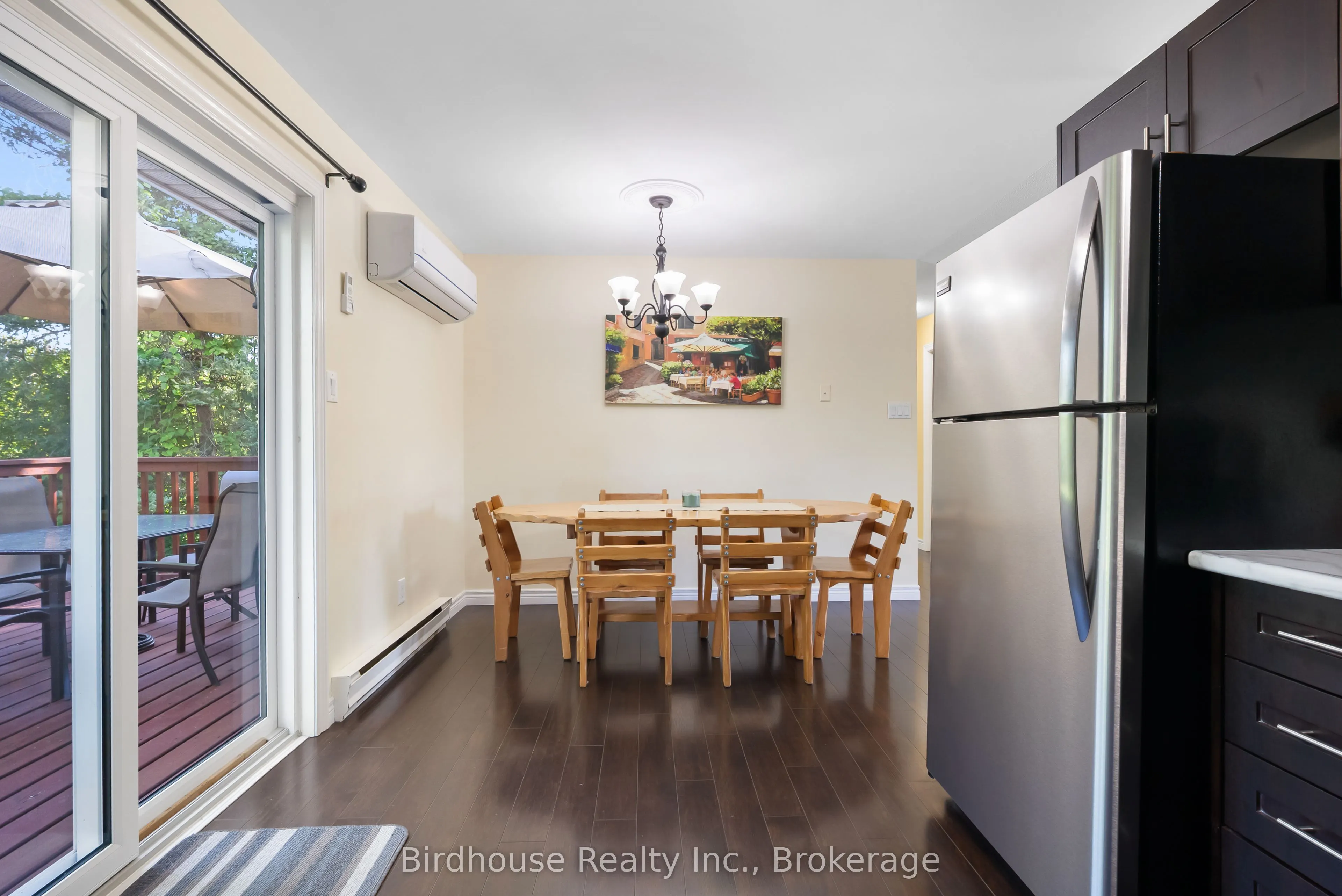 46 Riverside Drive