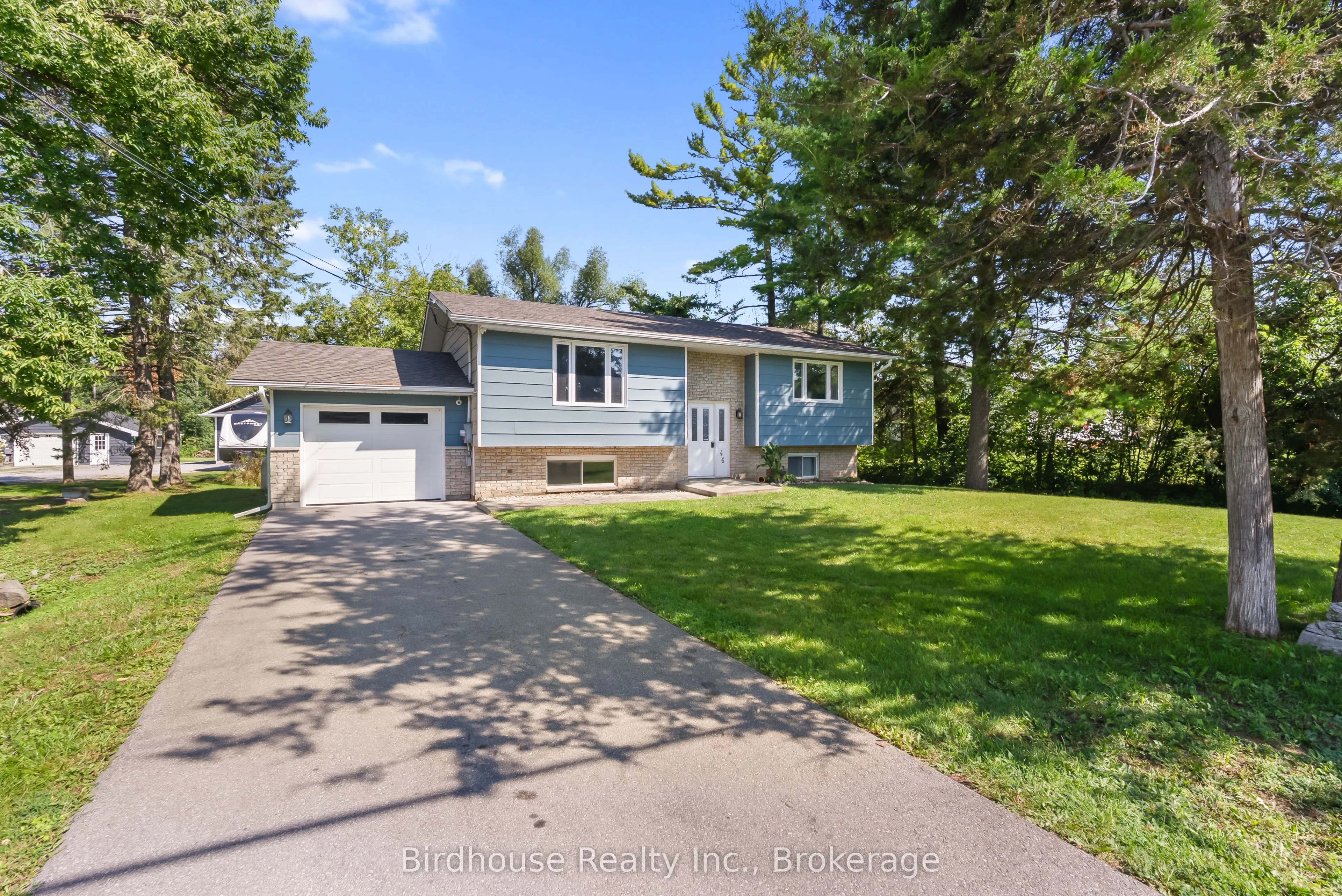 46 Riverside Drive