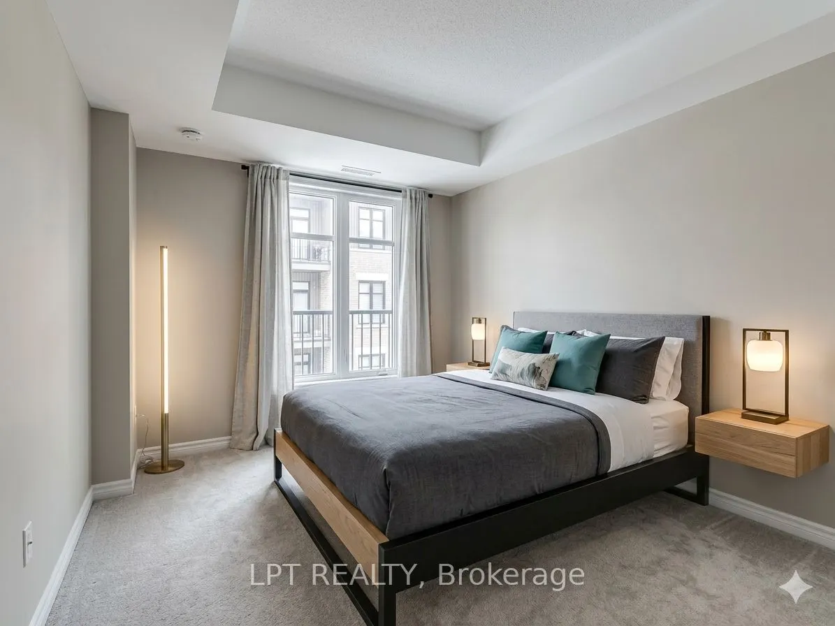 190 GUELPH Private #203
