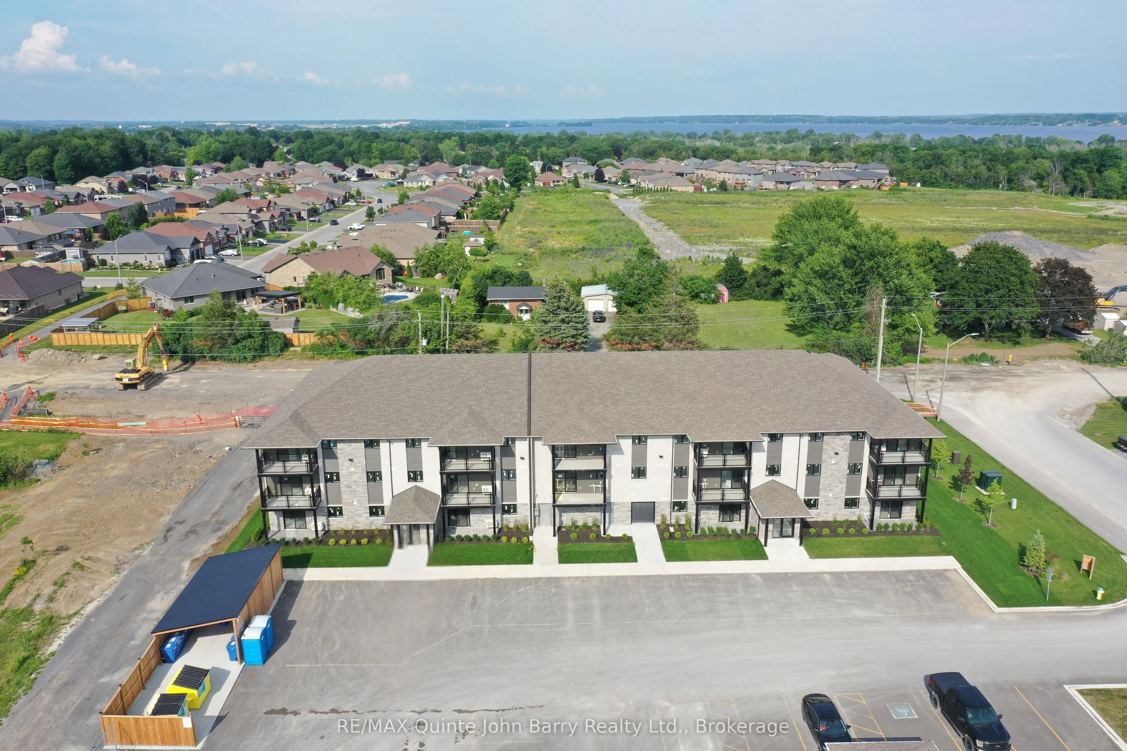 206-10 Hillside Meadow Drive #206