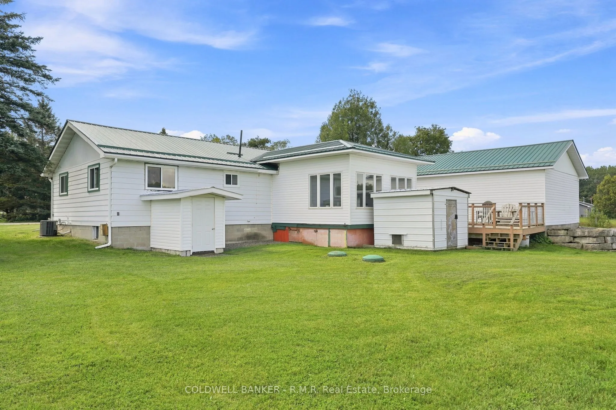 1695 Horseshoe Lake Road