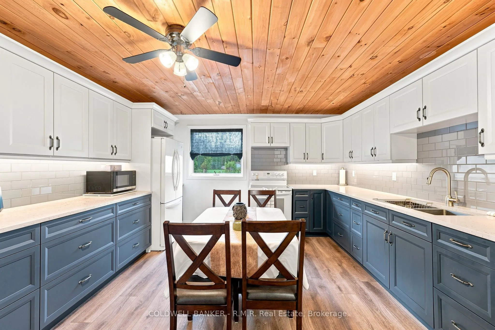 1695 Horseshoe Lake Road