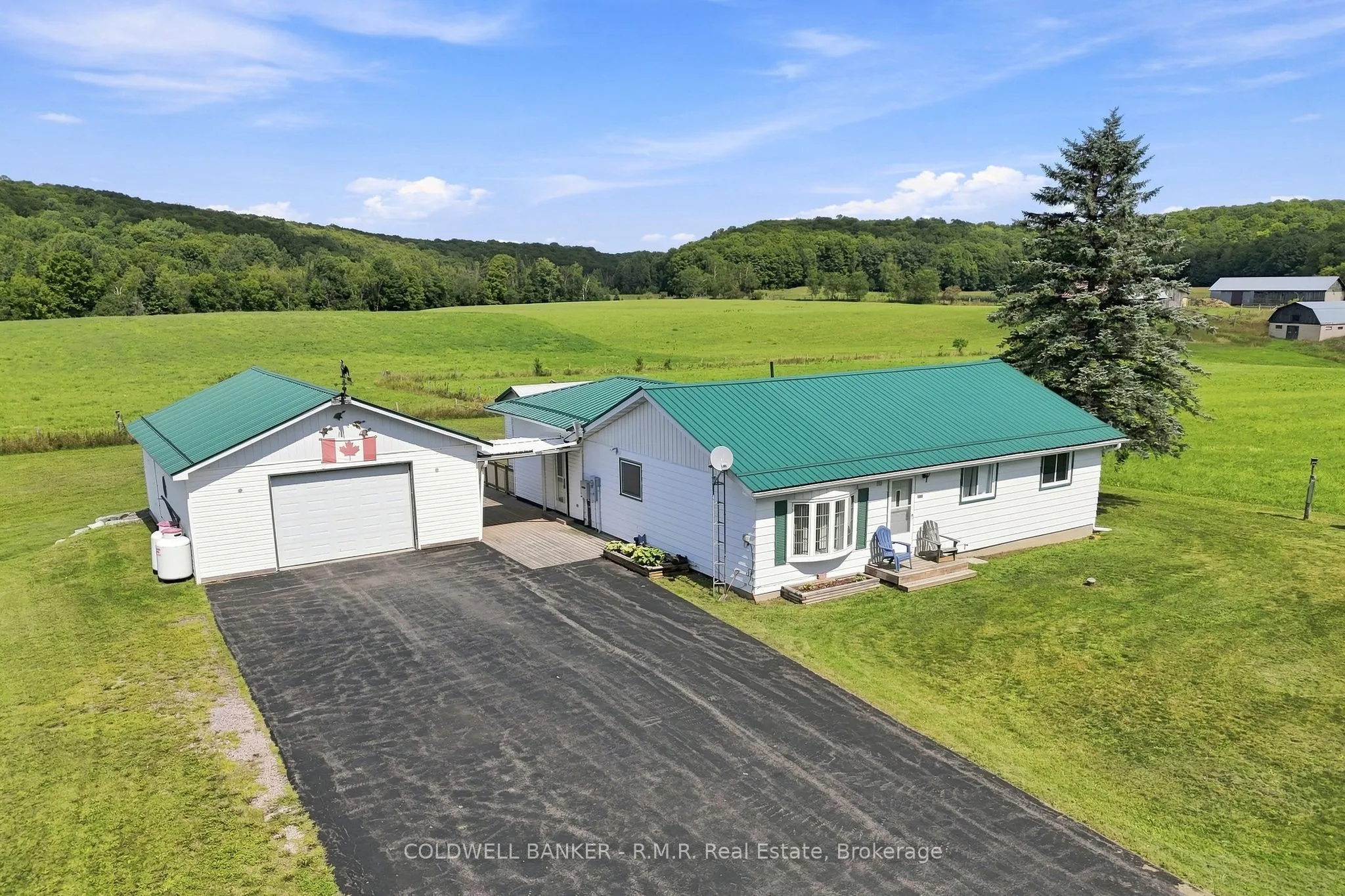 1695 Horseshoe Lake Road